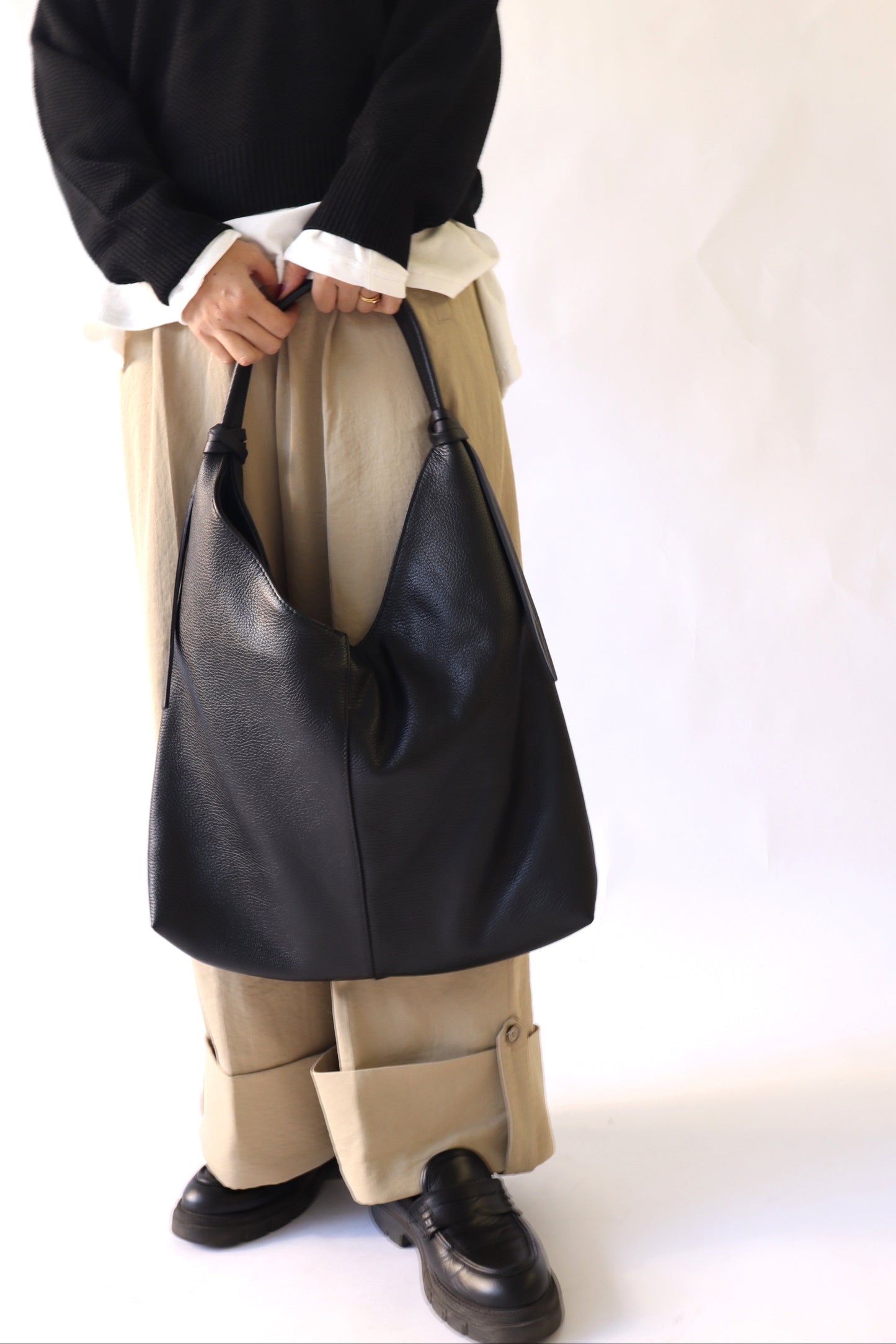 【MILLELA  FIRENZE】【PREORDER】 レザーホーボーバッグ