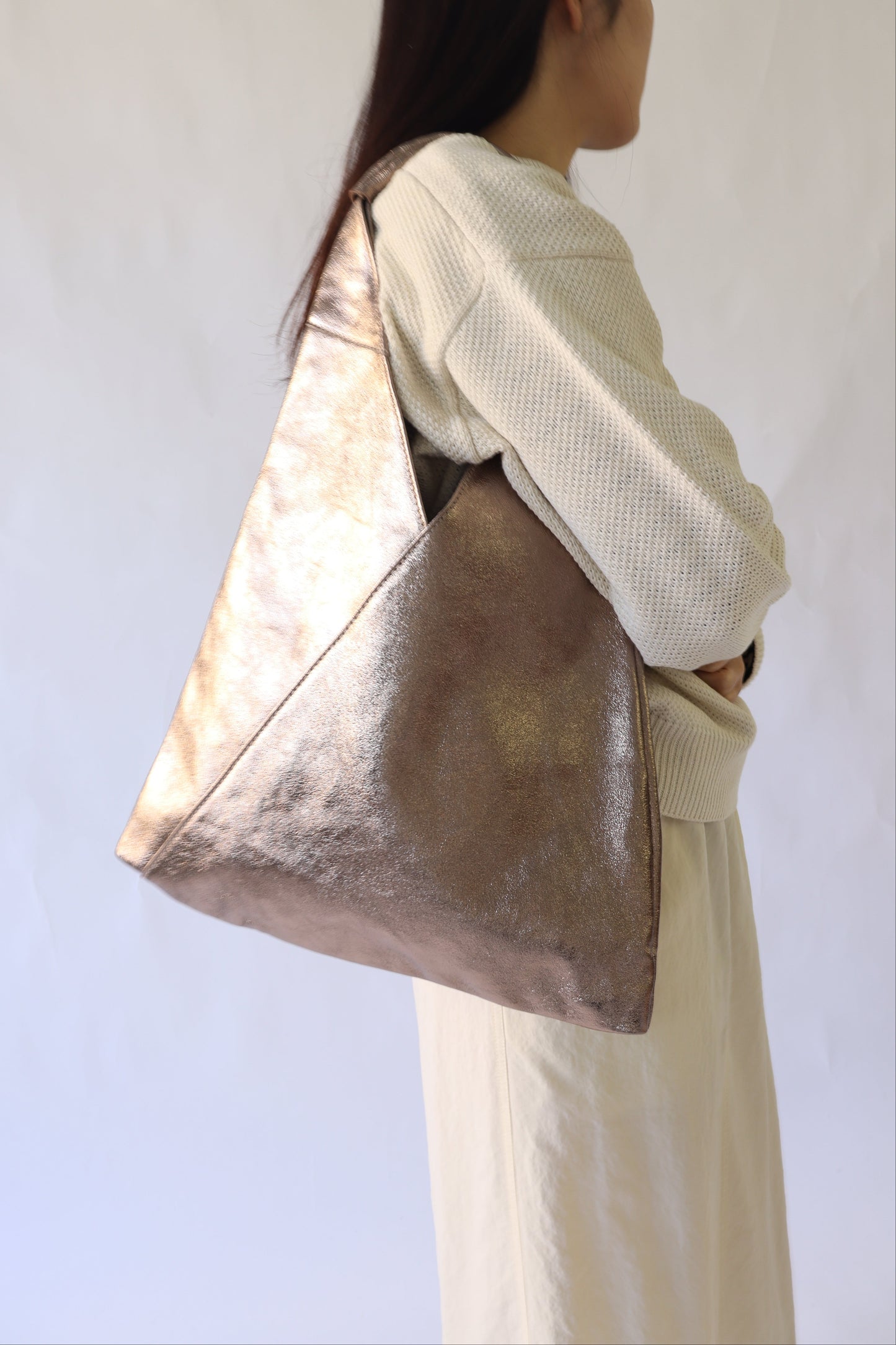 【MILLELA  FIRENZE】【PREORDER】メタリックトライアングルミディバッグ