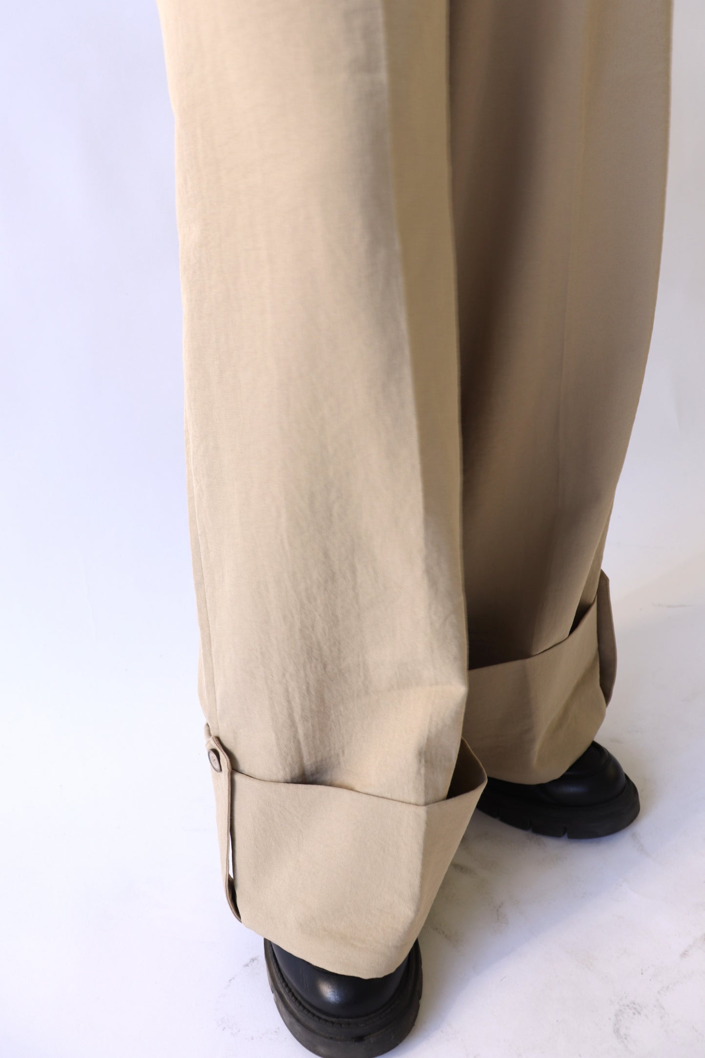 【ACUTA】ロールアップワイドパンツ