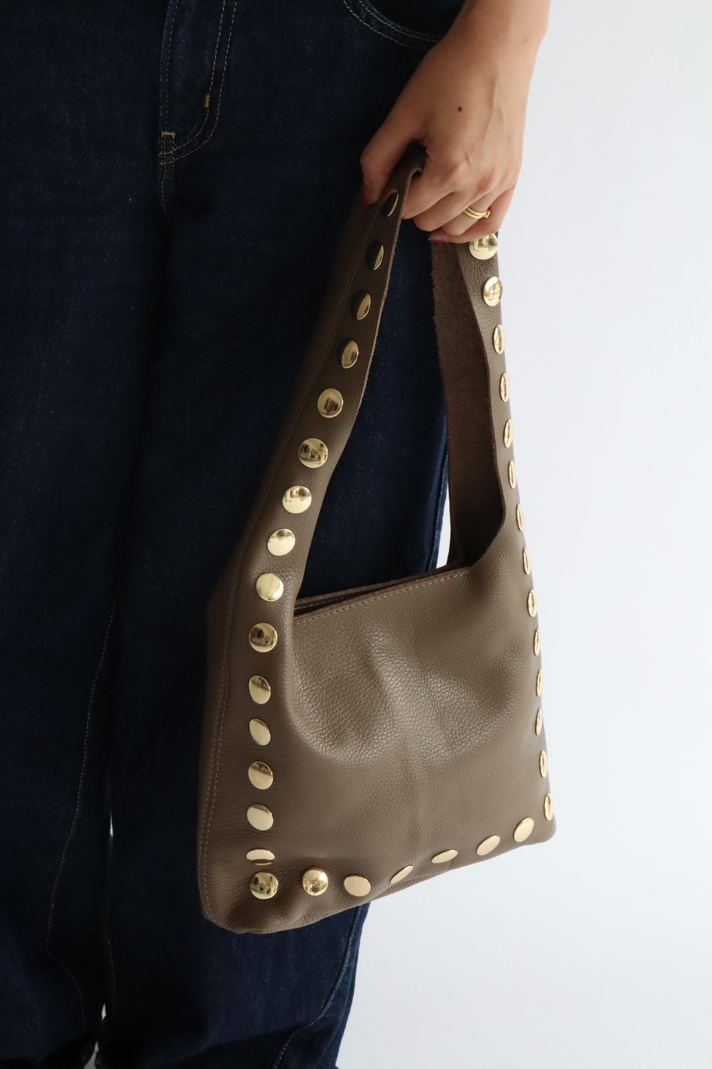 【MILLELA  FIRENZE】スタッズワンショルダーバッグ
