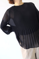 【ACUTA】リブ付きプリーツブラウス