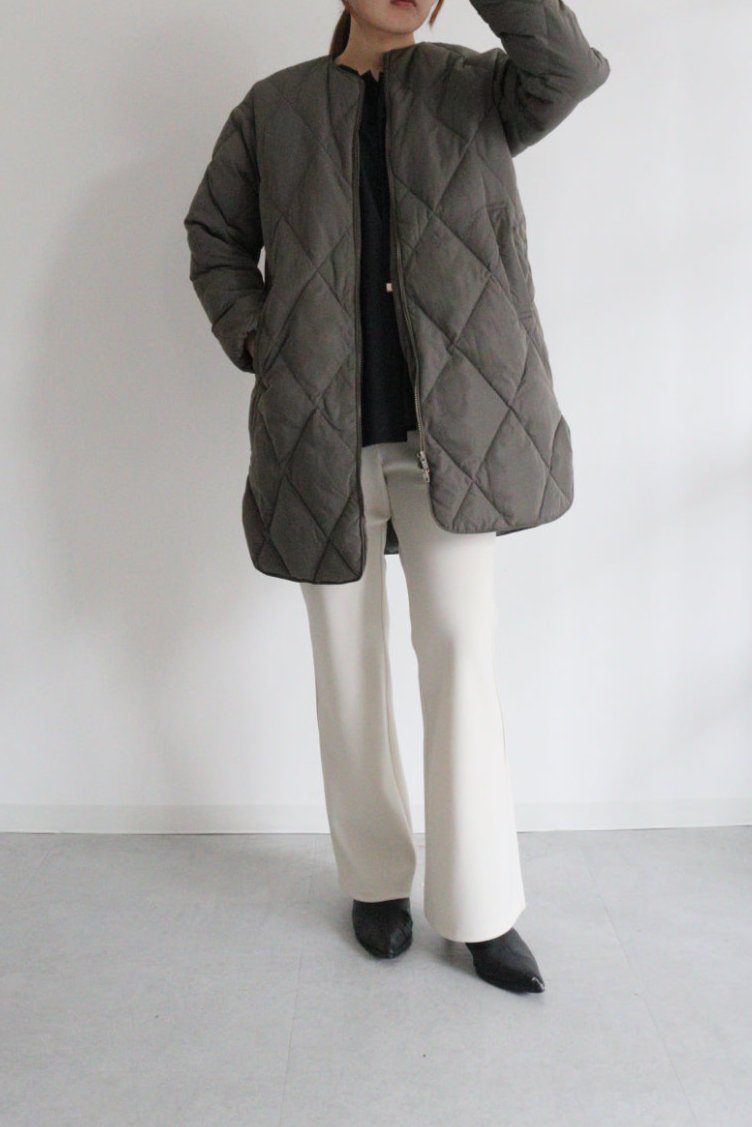 クリーニング済み美品アーバンリサーチ　ACUTA キルティングダウン　チャコール ACUTA アクータ】ブランド レディースブランド きれいめファッション