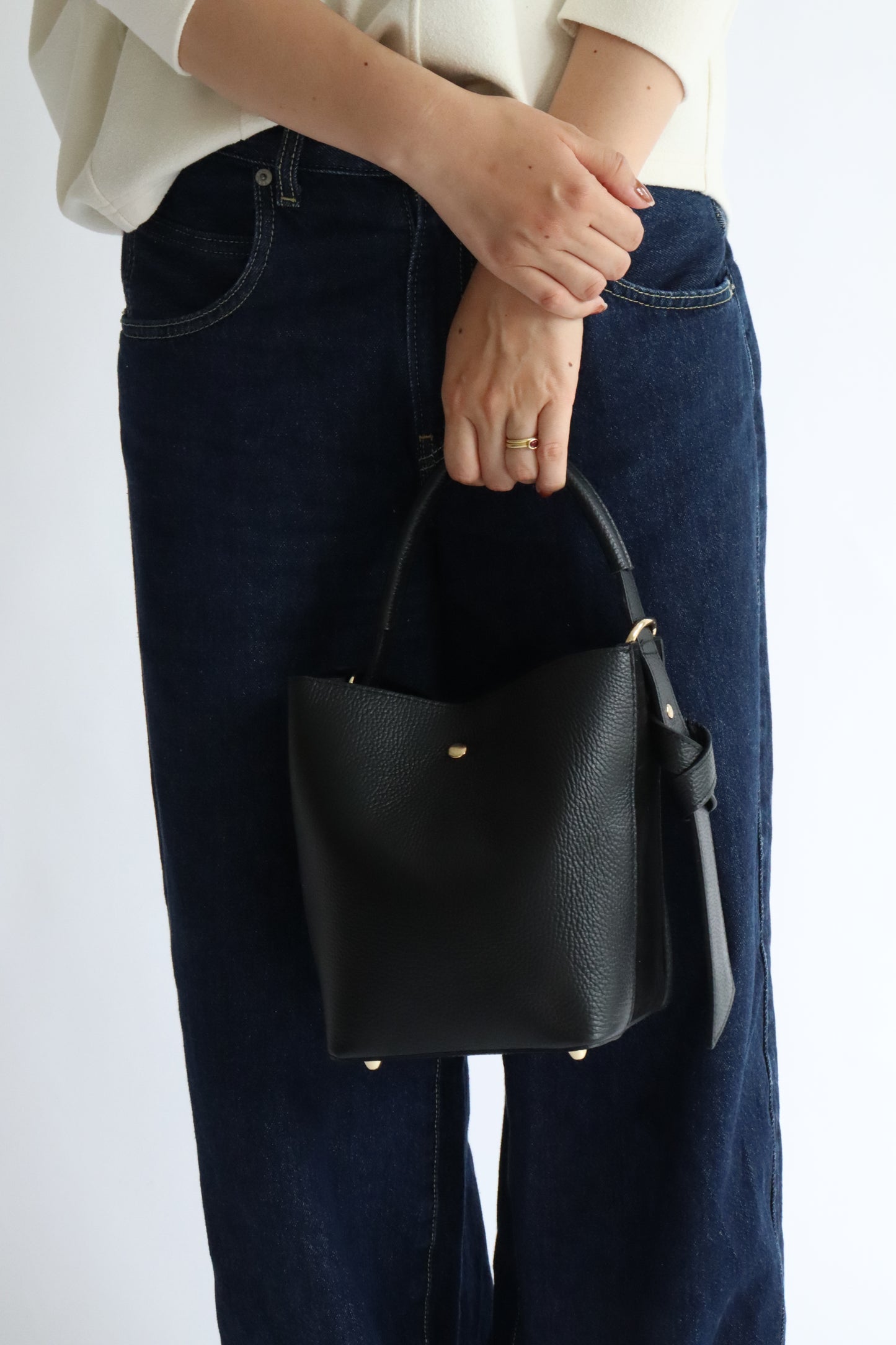 【MILLELA  FIRENZE】 ワンハンドル2WAYバケットバッグ