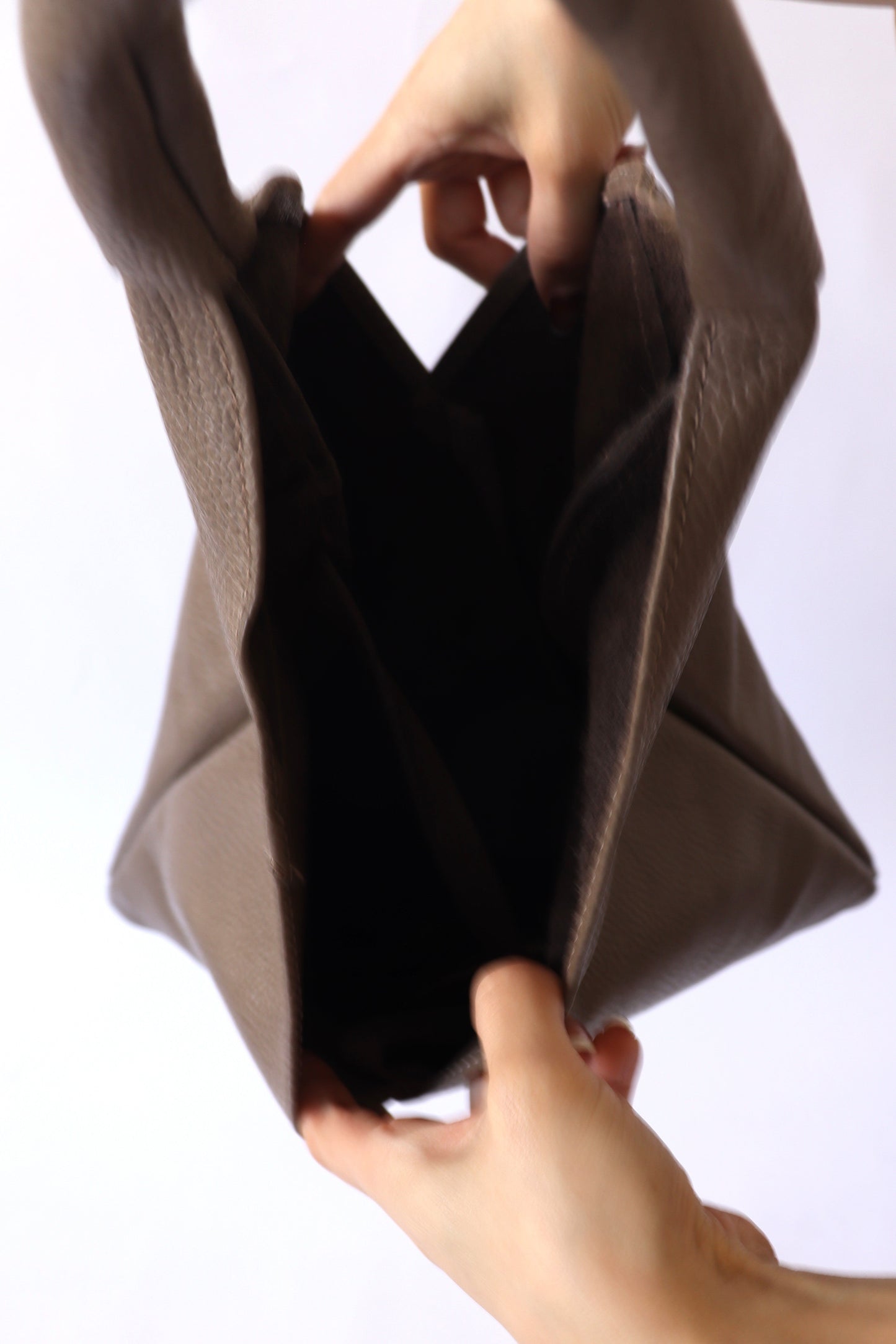 【MILLELA  FIRENZE】【PREORDER】トライアングルミディバッグ