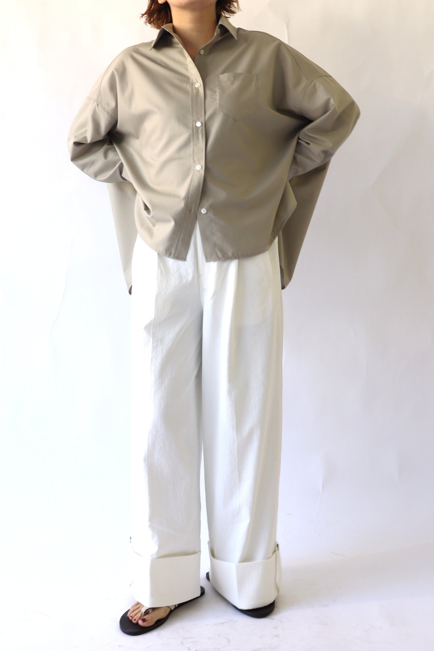 【ACUTA】 ブロードポンチョ風シャツ