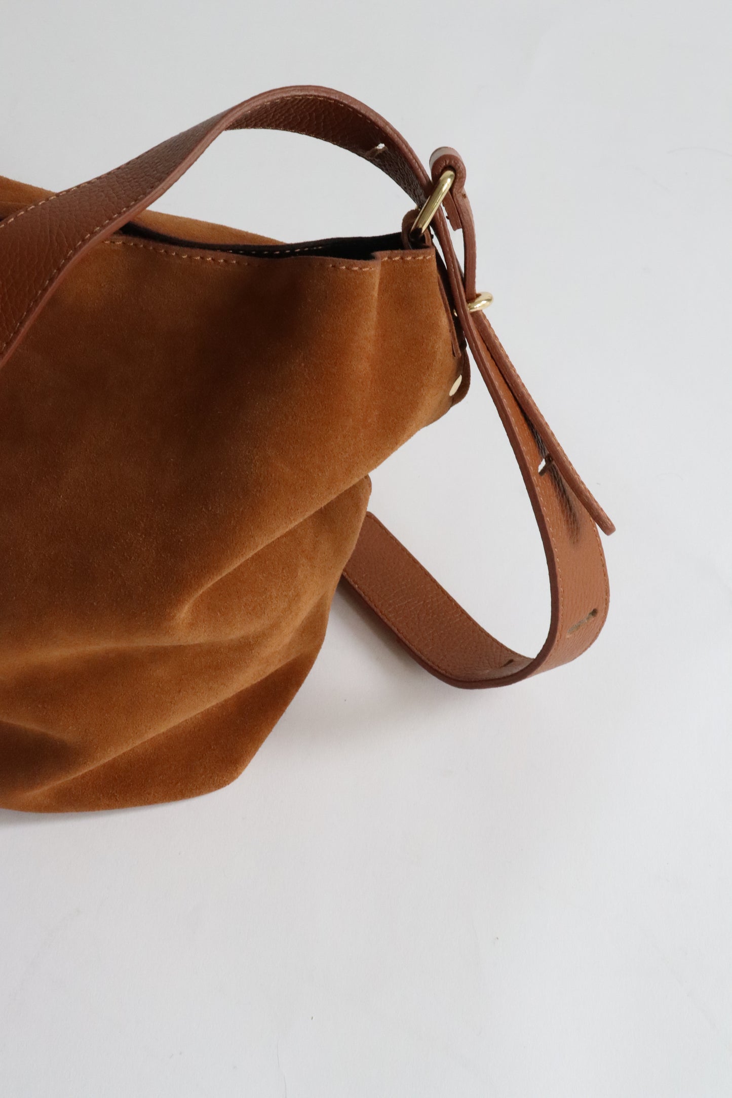【MILLELA  FIRENZE】スエードワンショルダーバケットバッグ