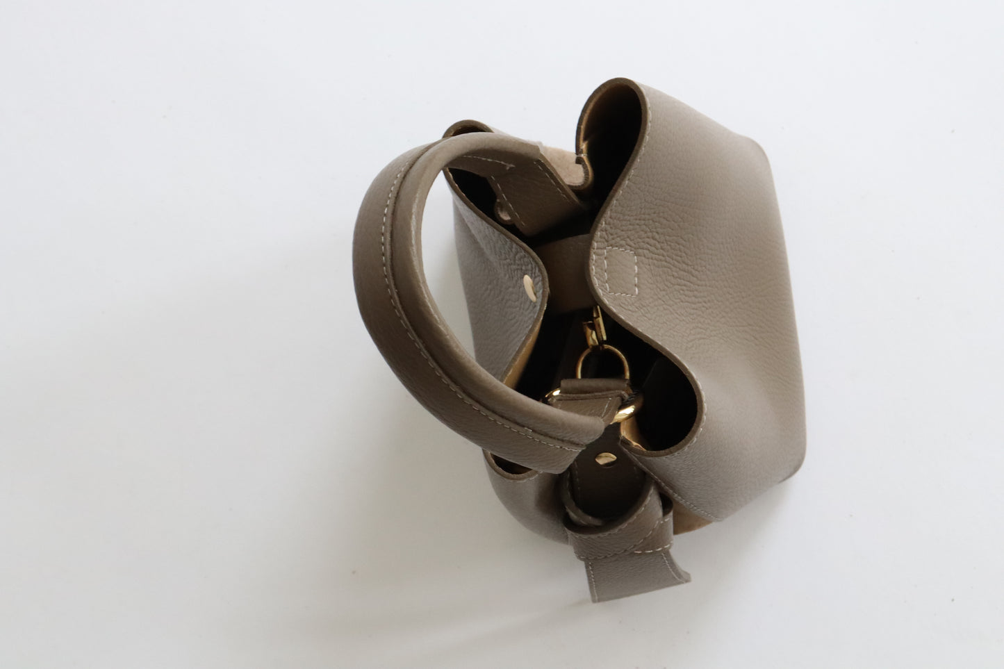 【MILLELA  FIRENZE】 ワンハンドル2WAYバケットバッグ