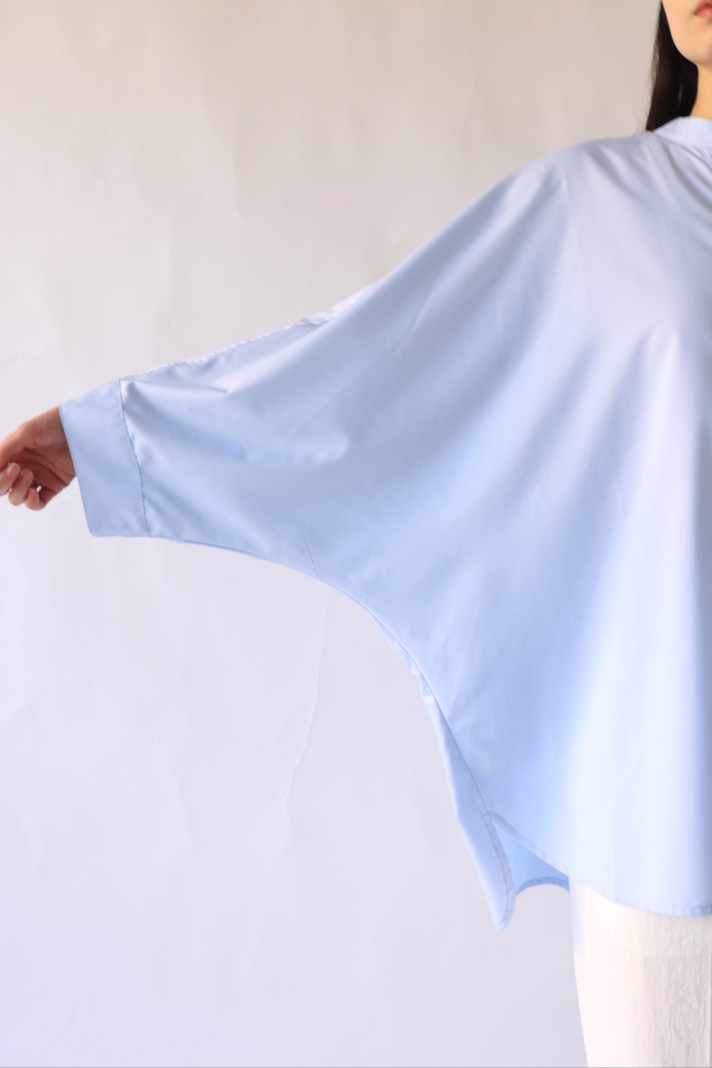 【ACUTA】 ドルマンポンチョシャツ