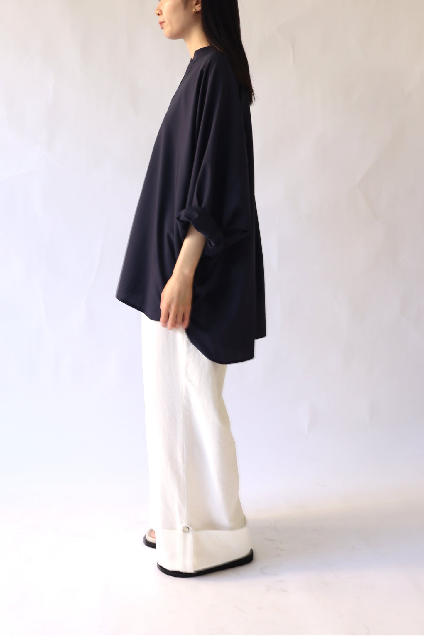 【ACUTA】 ドルマンポンチョシャツ