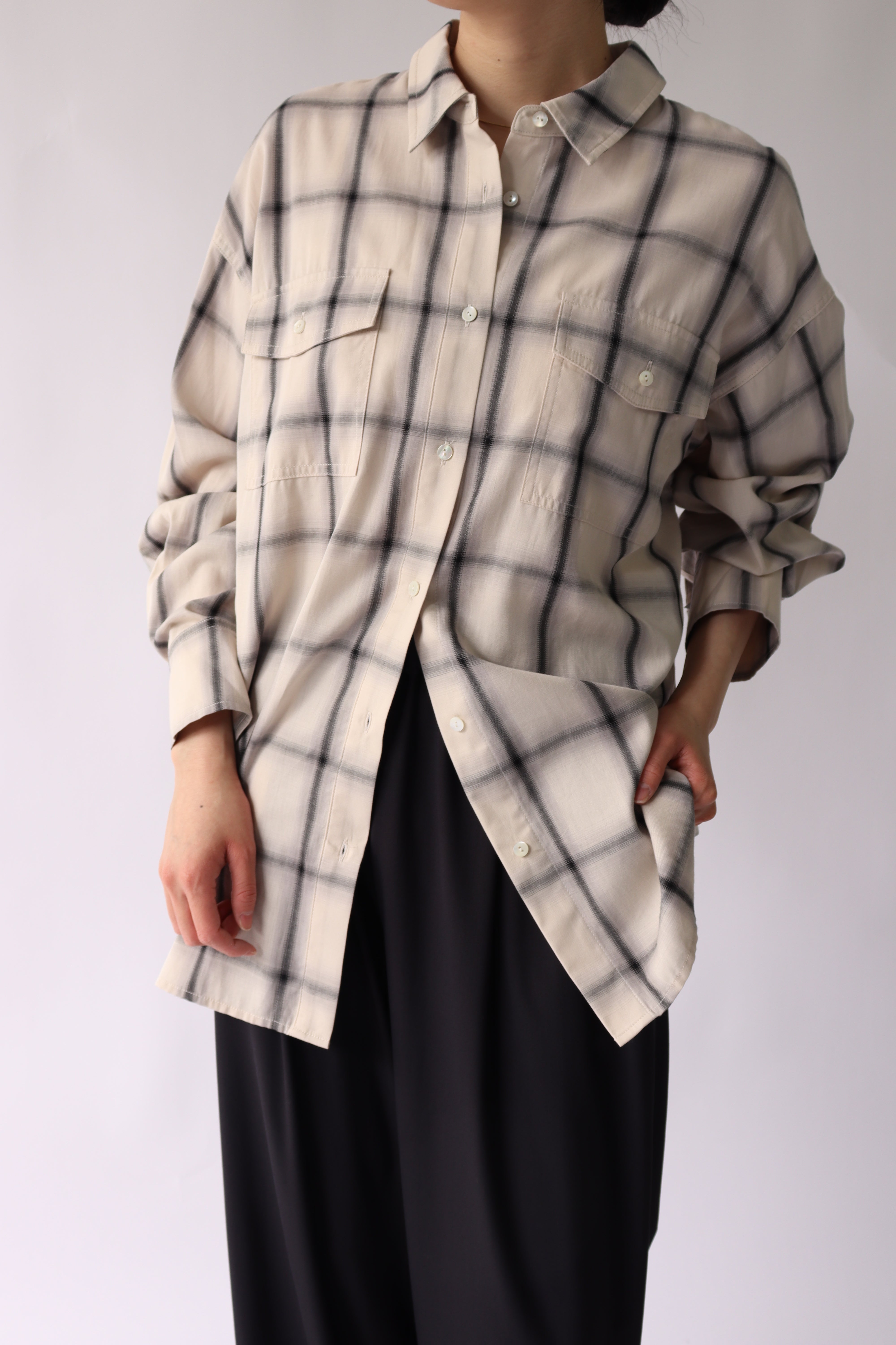 【ACUTA】オンブレーチェックオーバーシャツ¥16,500 ACUTA アクータ】【PREORDER】オンブレーチェックオーバーシャツ 30代