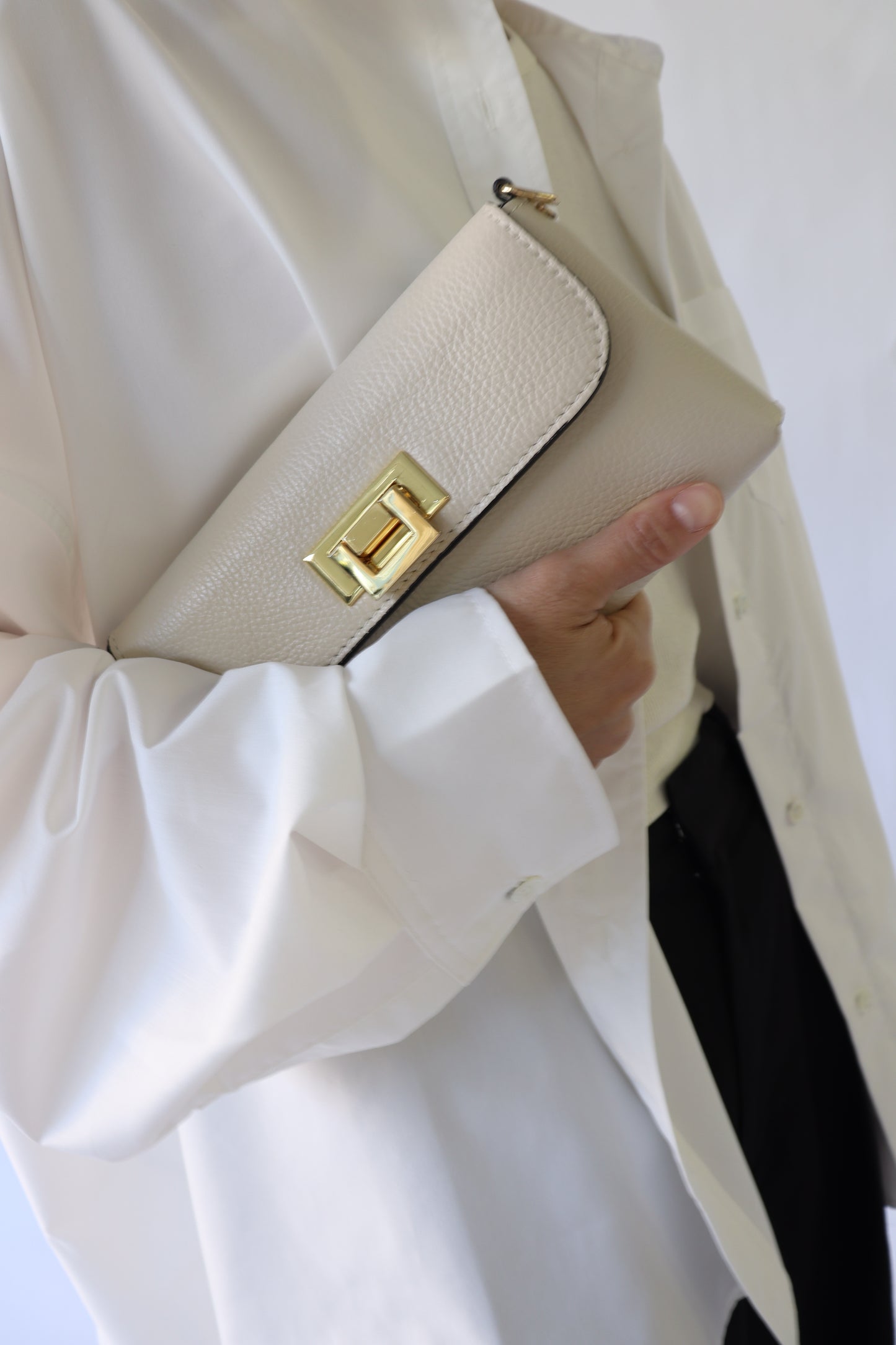 【MILLELA  FIRENZE】金具付きミニショルダーバッグ