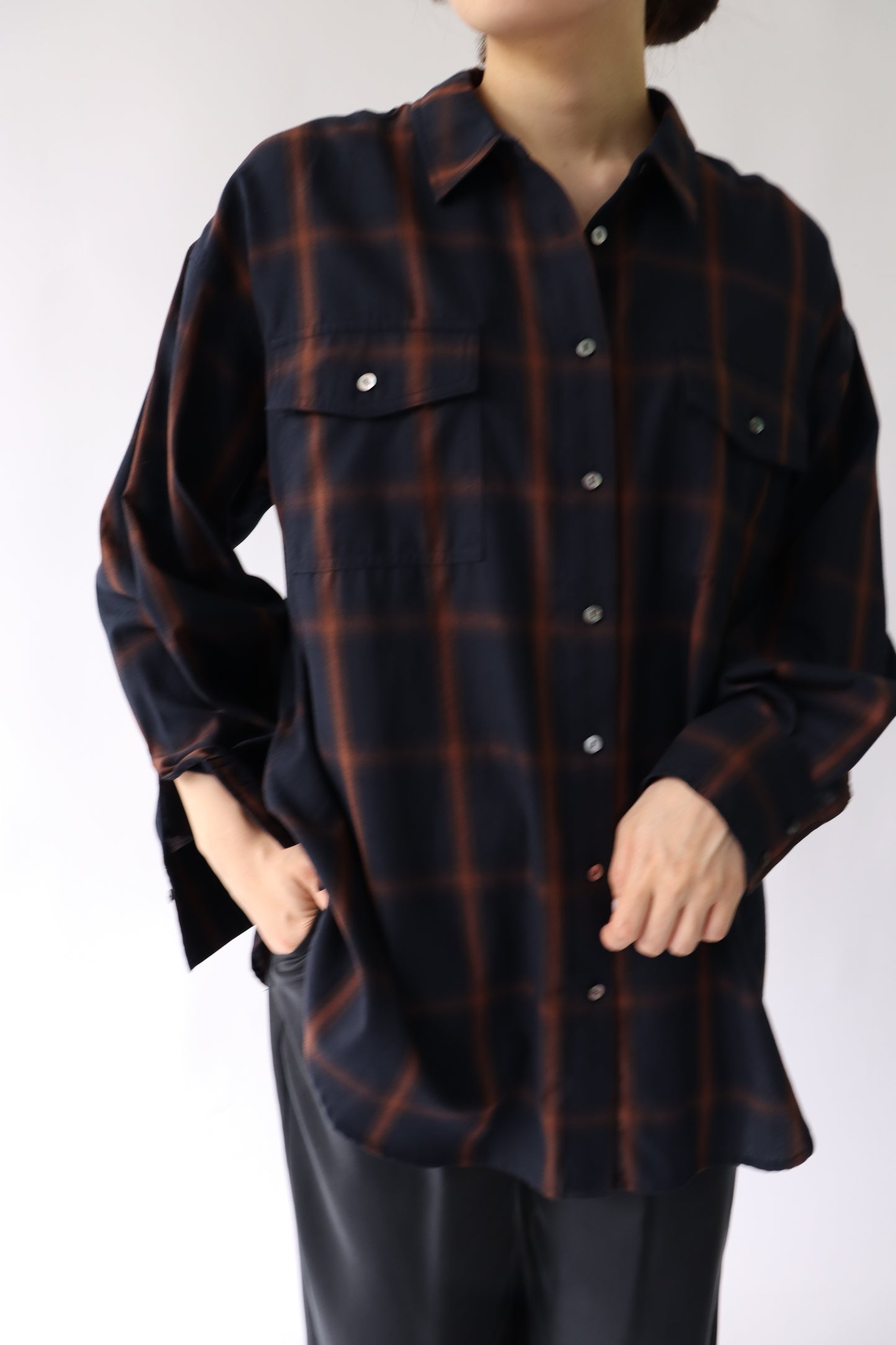 【ACUTA】オンブレーチェックオーバーシャツ
