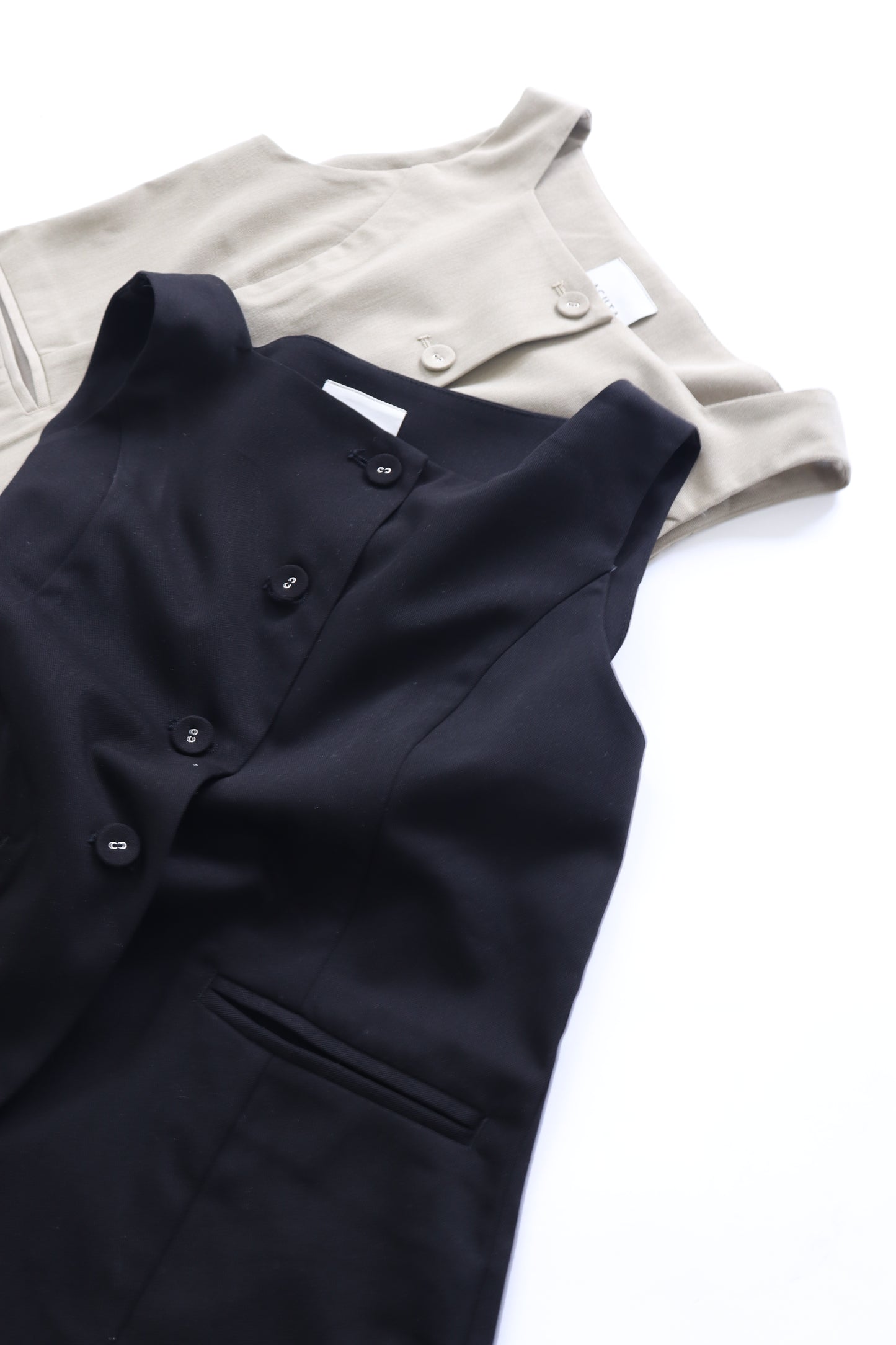 【ACUTA】スクエアネックジレ