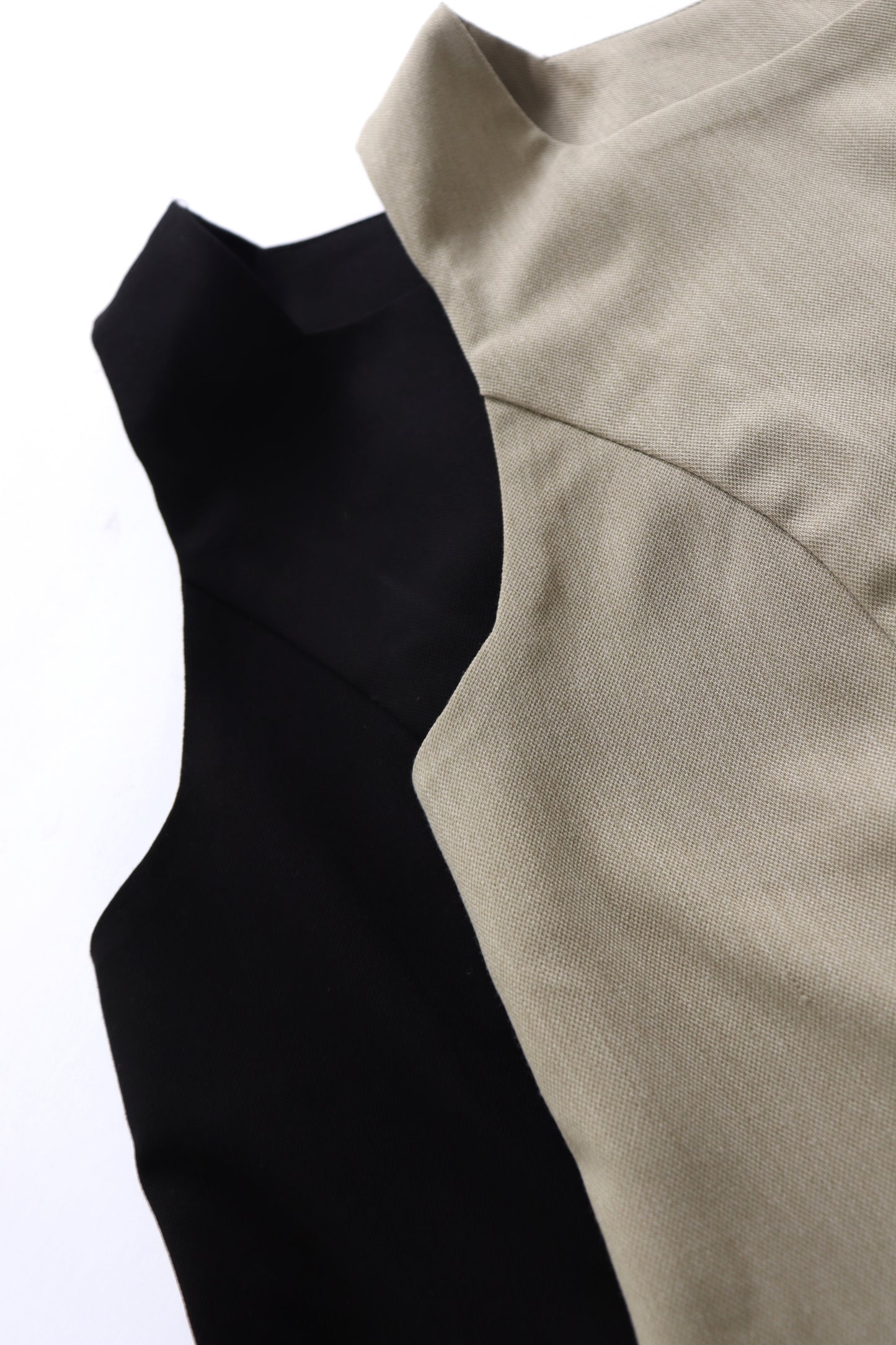 【ACUTA】スクエアネックジレ