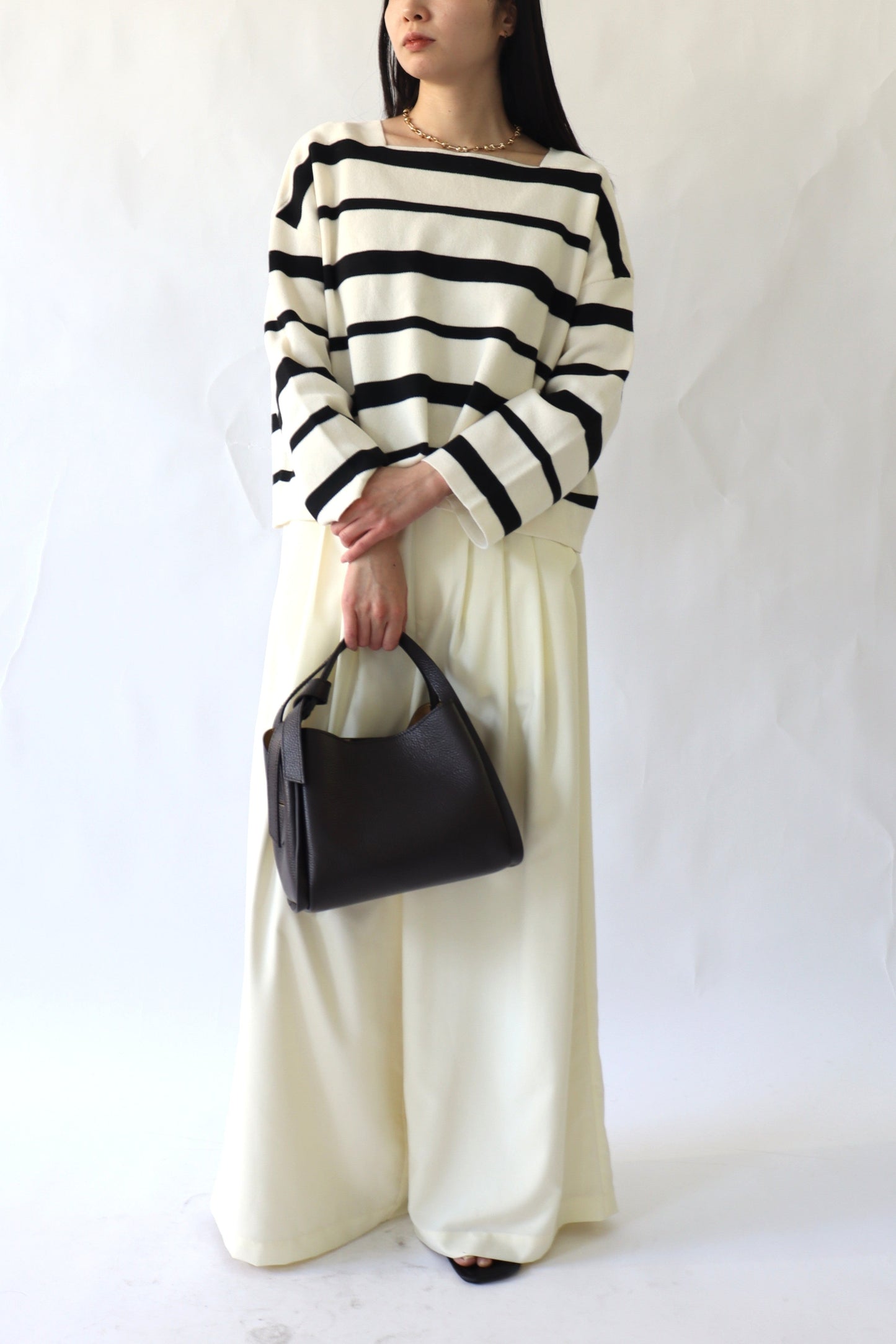 【ACUTA】スクエアネックボーダーニット