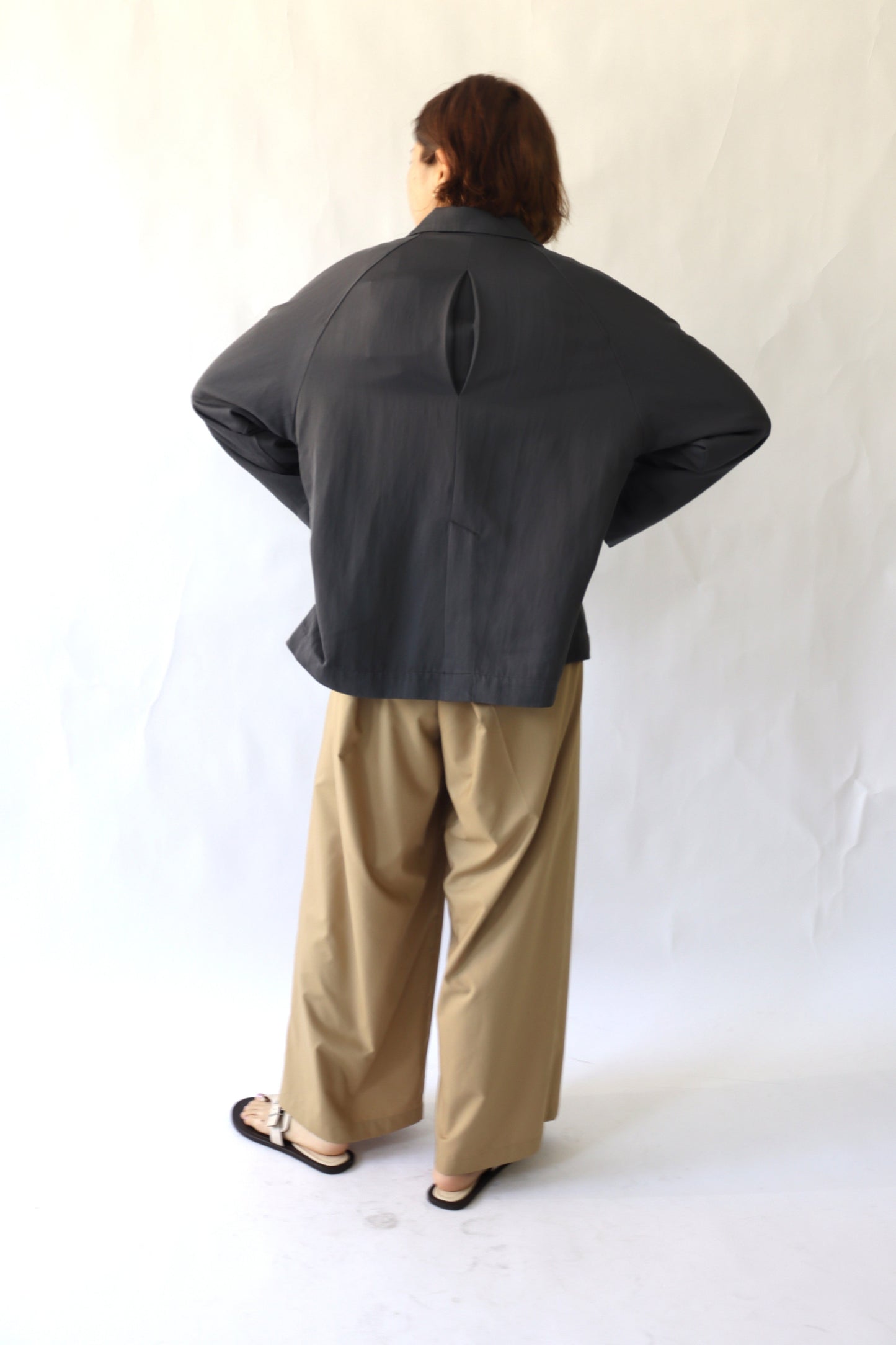 【ACUTA】【PRE ORDER】ダブルブレストショートコート