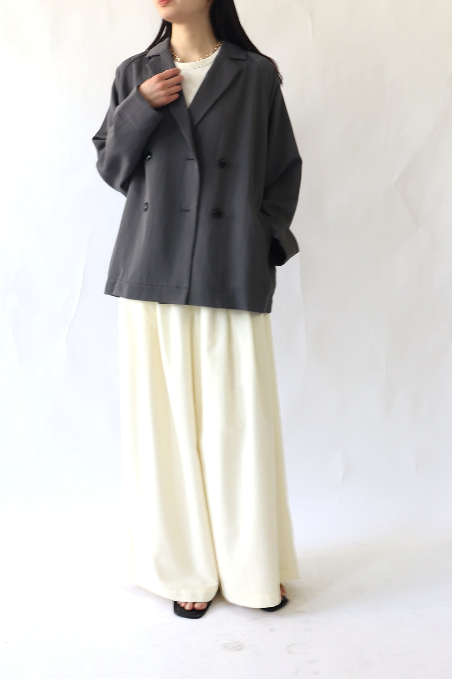 【ACUTA】【PRE ORDER】ダブルブレストショートコート