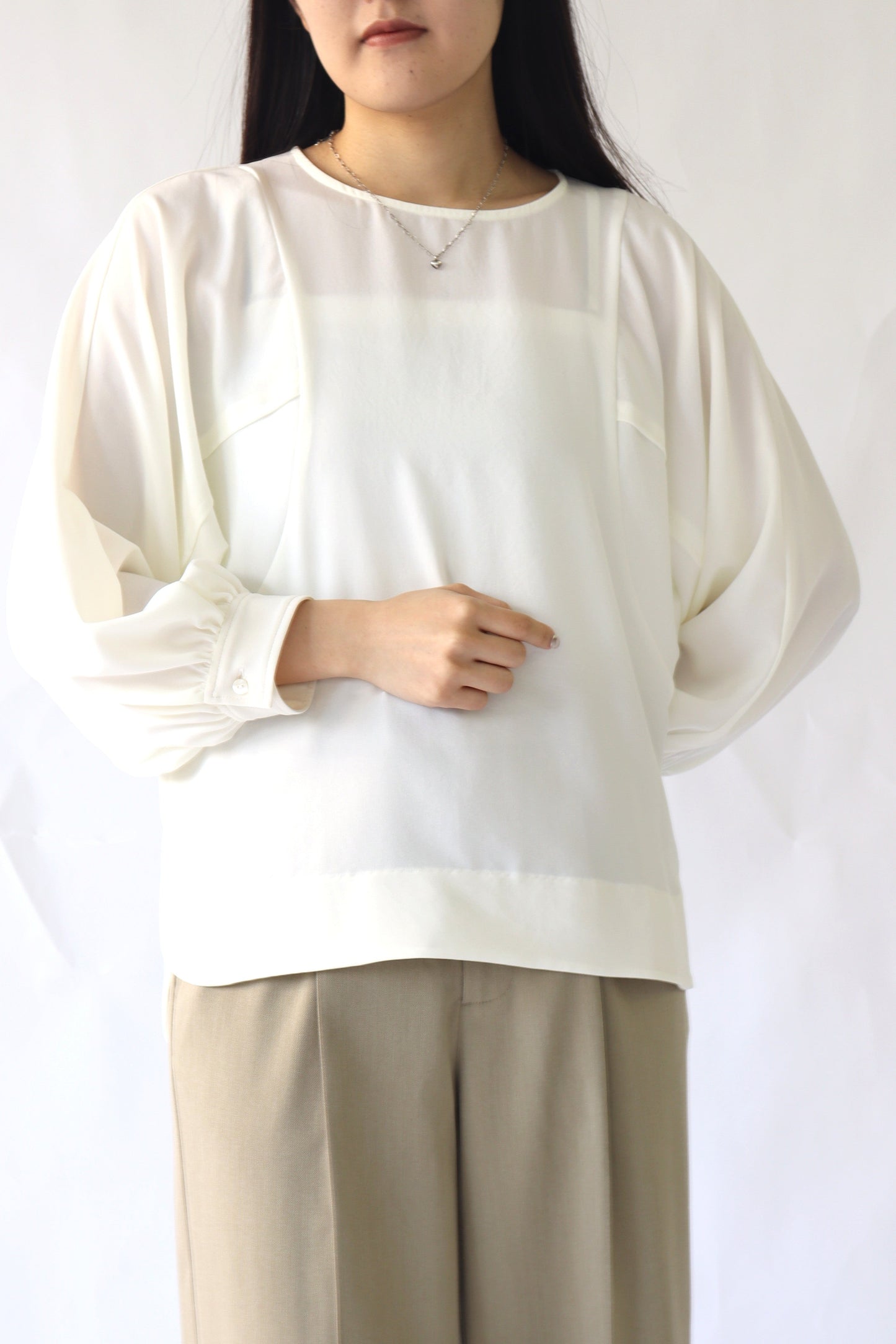 【ACUTA】 ドルマン風Tブラウス