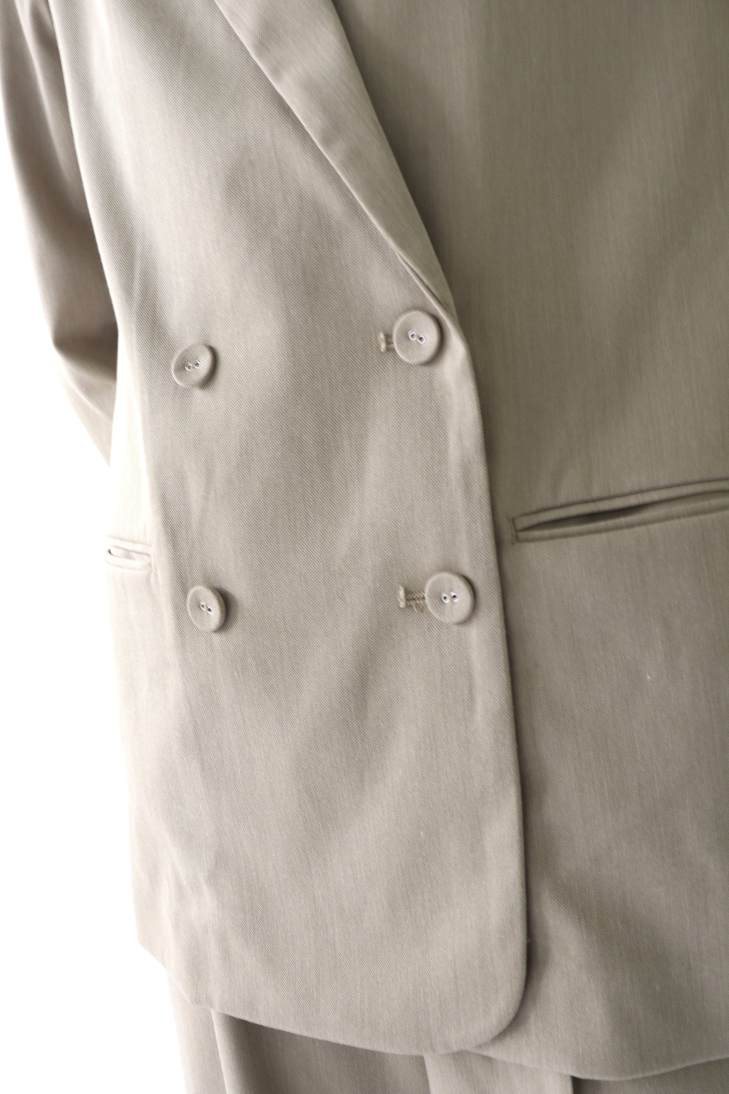 【ACUTA】【PRE ORDER】くるみ釦ダブルジャケット