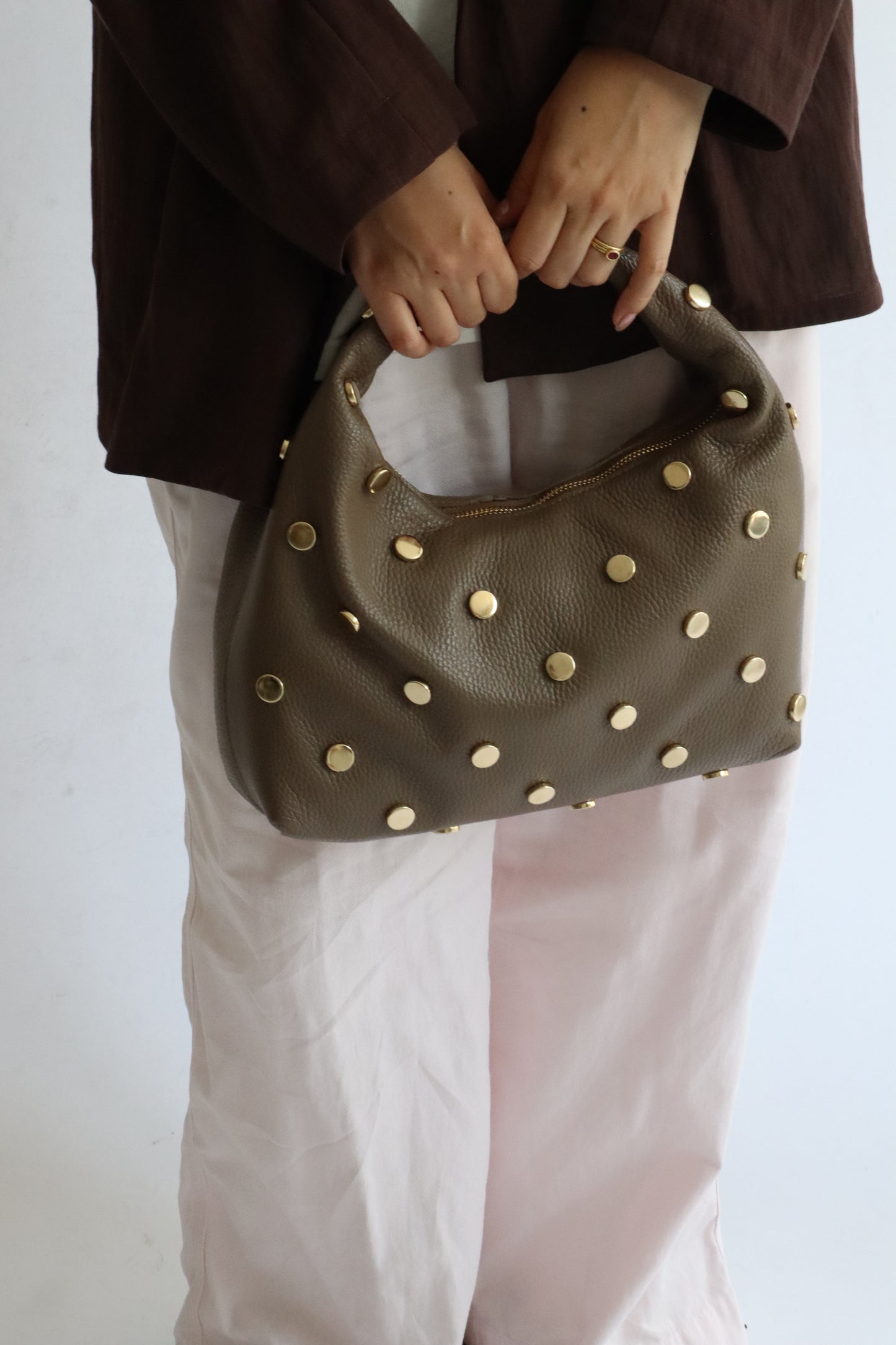【MILLELA  FIRENZE】フラットスタッズハンドバッグ
