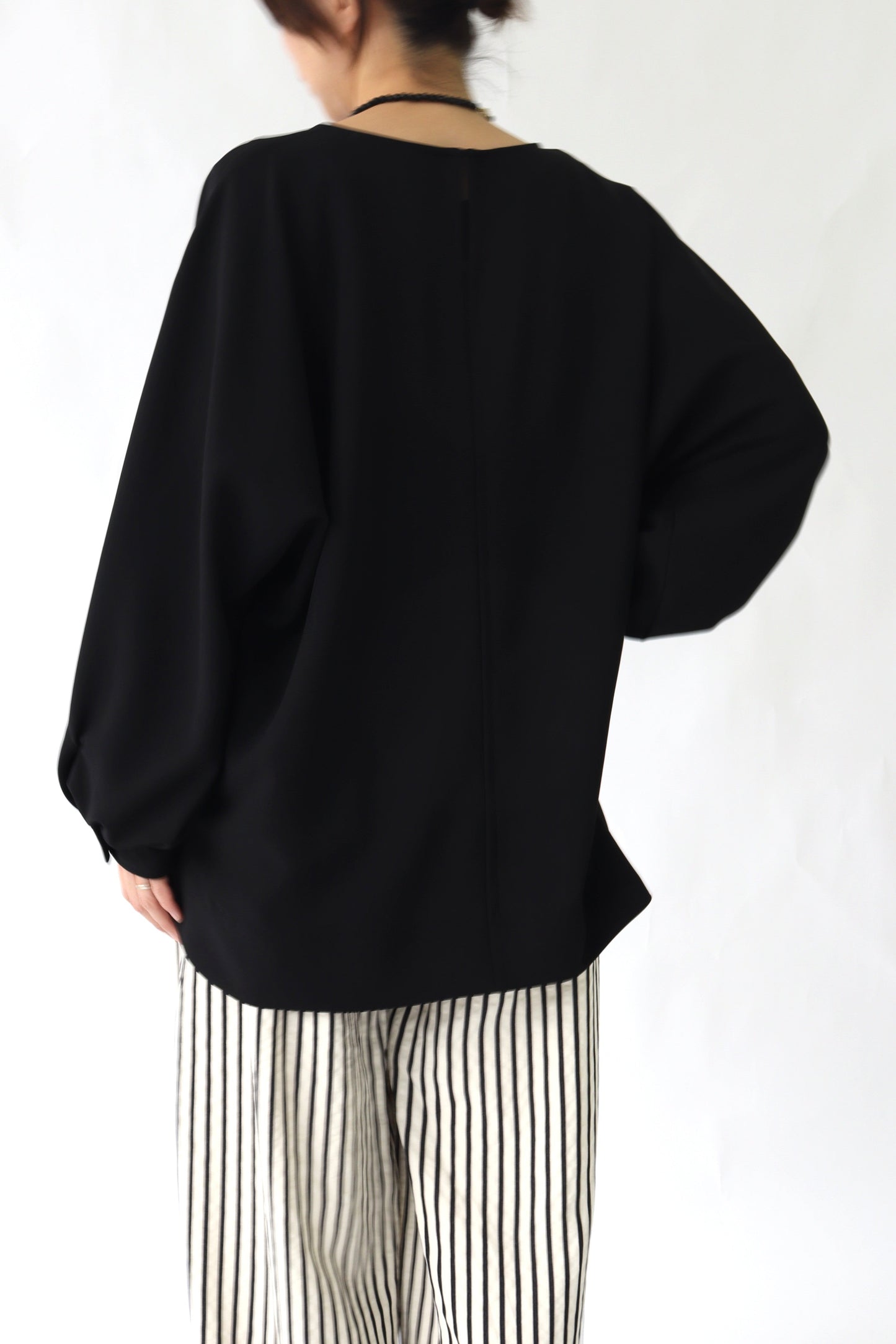 【ACUTA】 ドルマン風Tブラウス