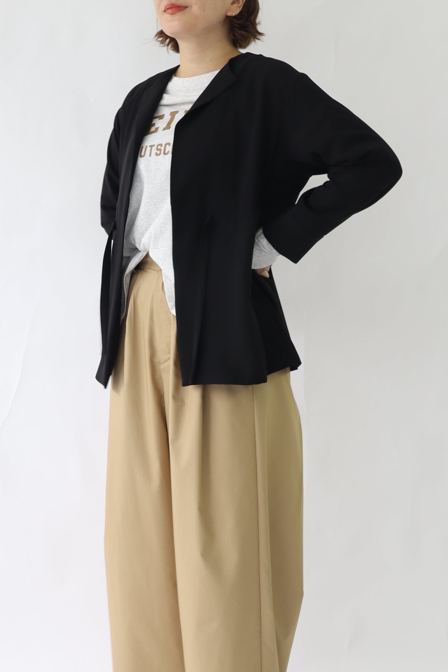 【ACUTA】 ウエストドロストジャケット