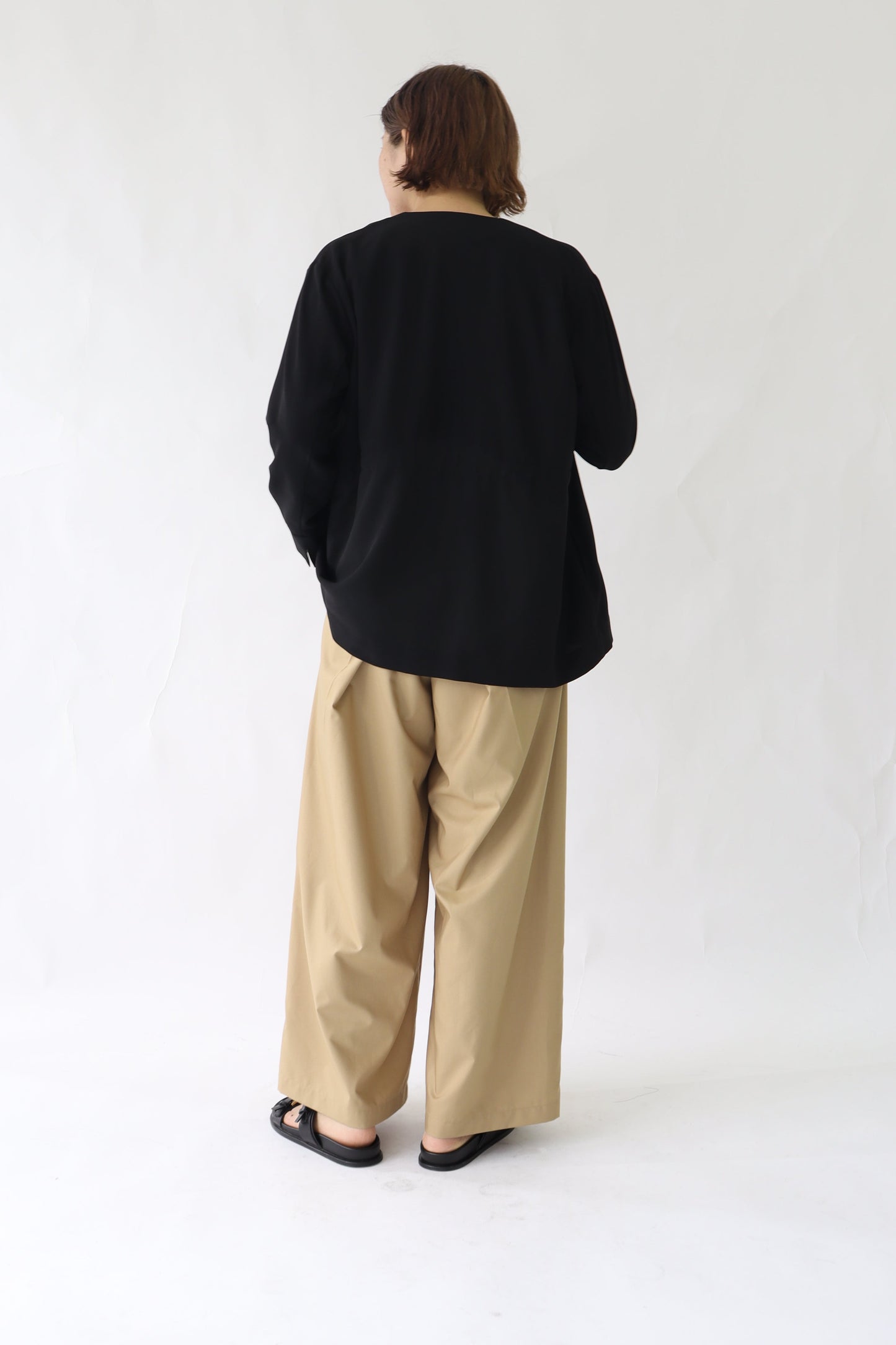 【ACUTA】 ウエストドロストジャケット