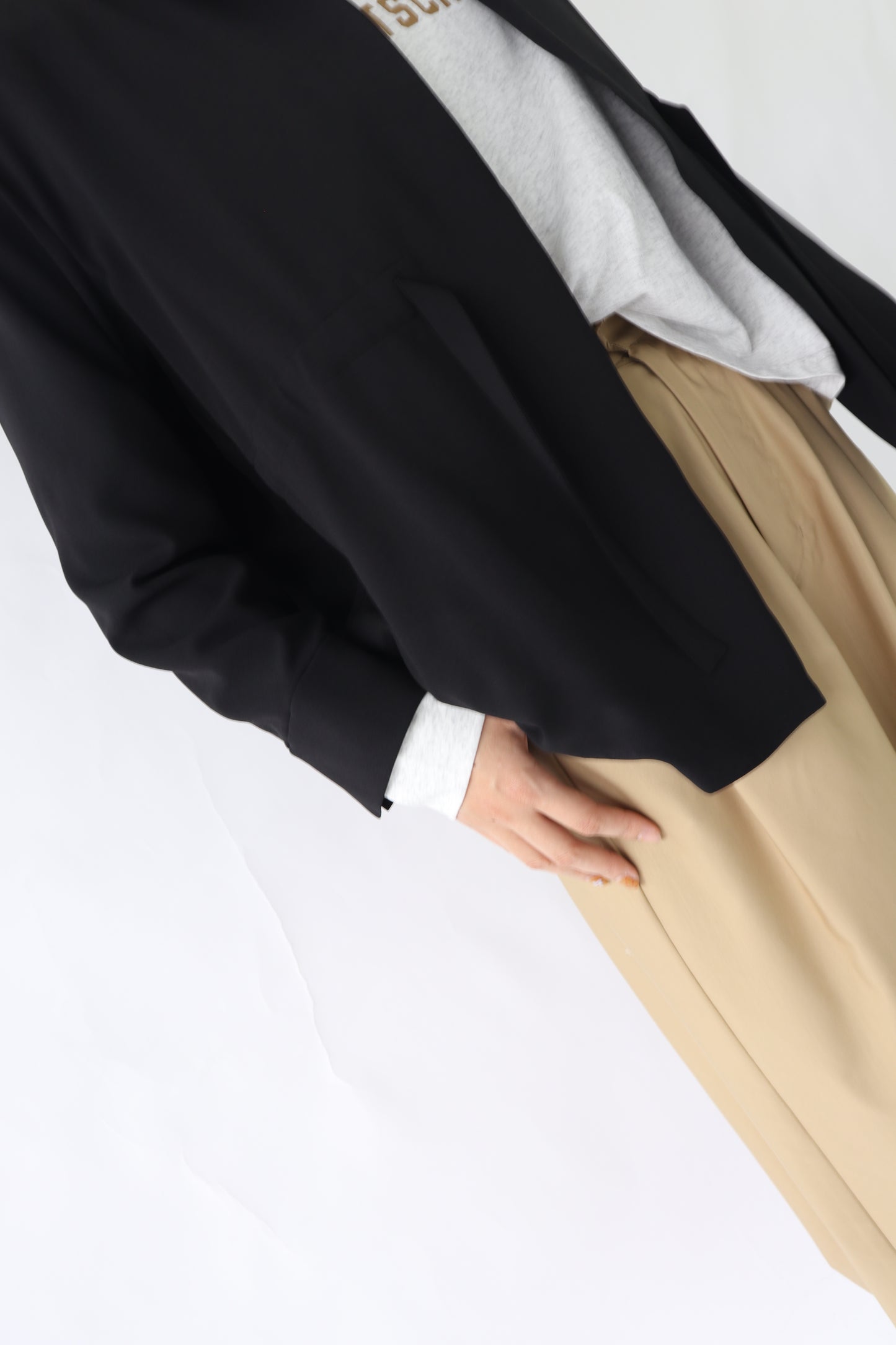 【ACUTA】 ウエストドロストジャケット