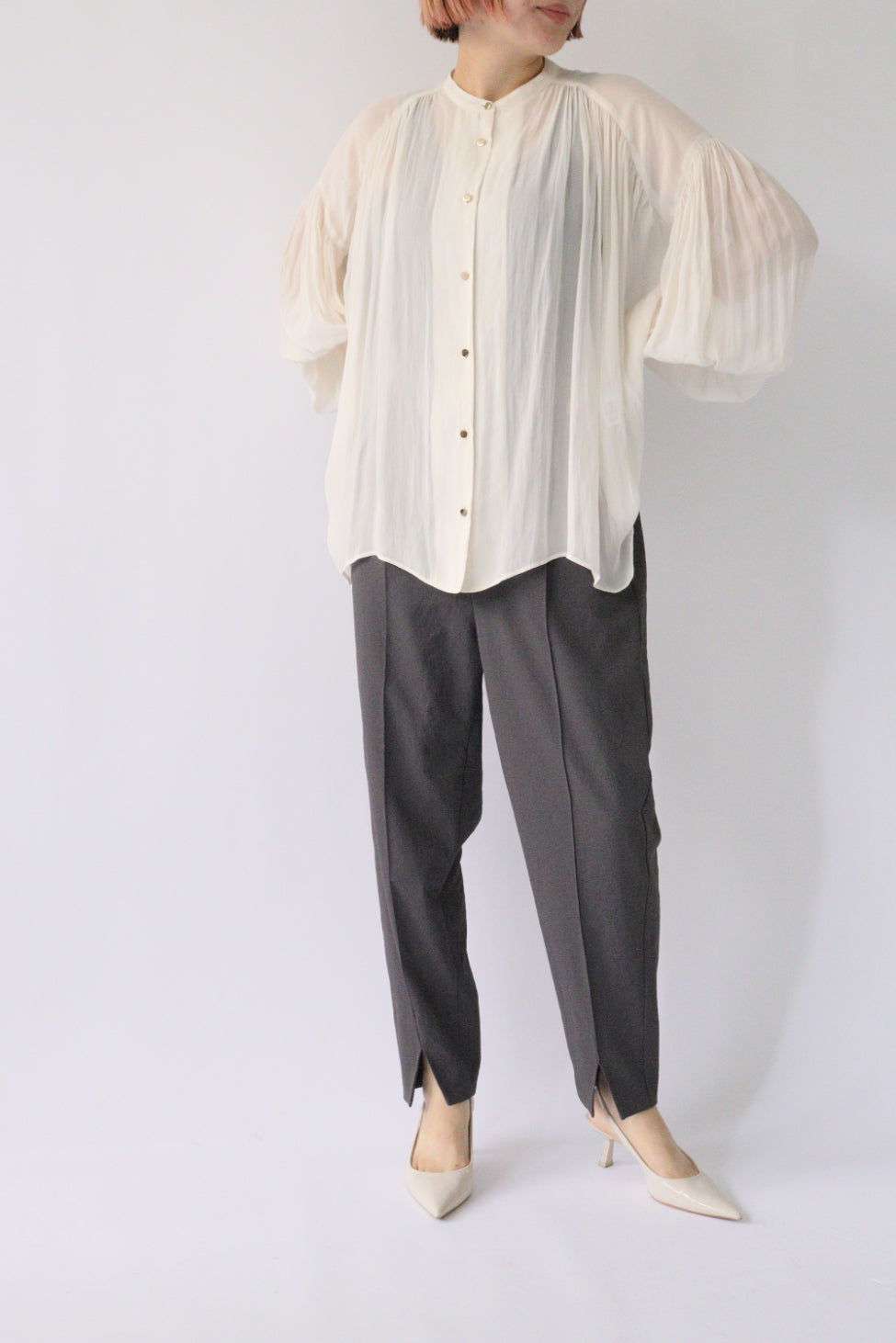 【ACUTA】【ゴールドボタン】割繊シアーシフォンギャザーブラウス