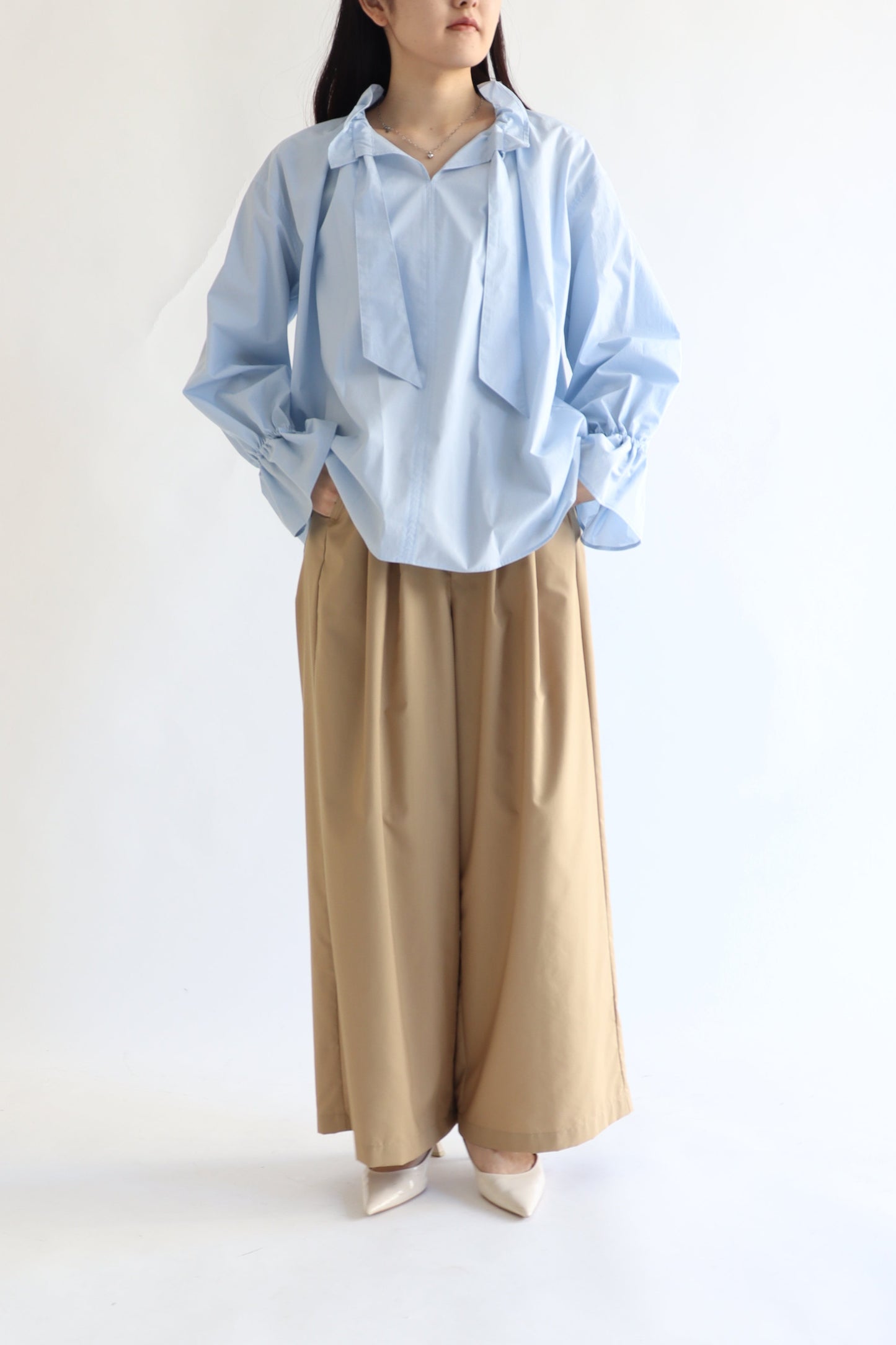 【ACUTA】 【PRE ORDER】オーガニックコットンフリルブラウス