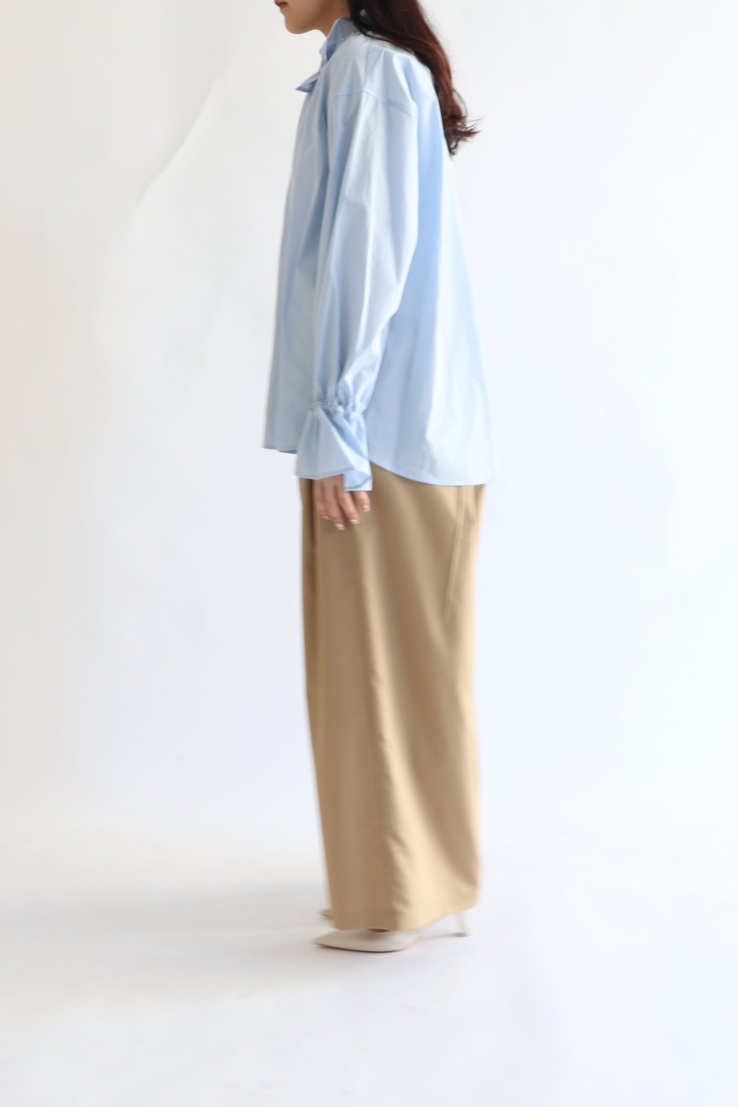 【ACUTA】 【PRE ORDER】オーガニックコットンフリルブラウス