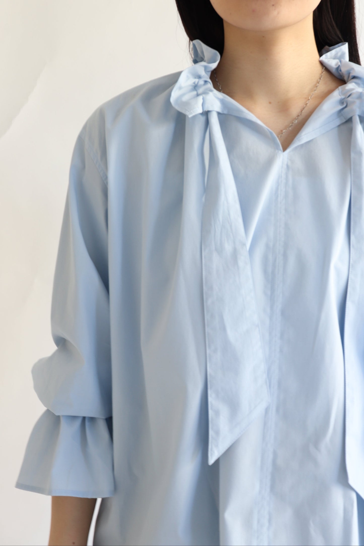 【ACUTA】 【PRE ORDER】オーガニックコットンフリルブラウス