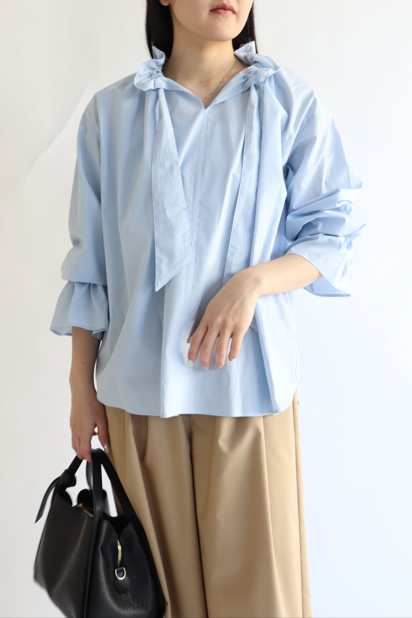 【ACUTA】 【PRE ORDER】オーガニックコットンフリルブラウス