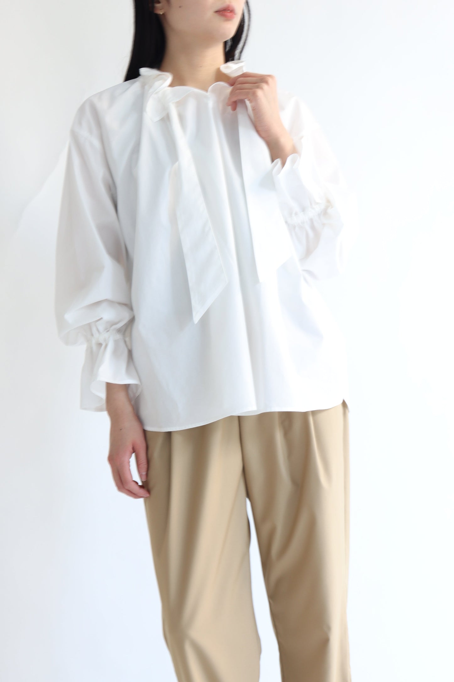 【ACUTA】 【PRE ORDER】オーガニックコットンフリルブラウス