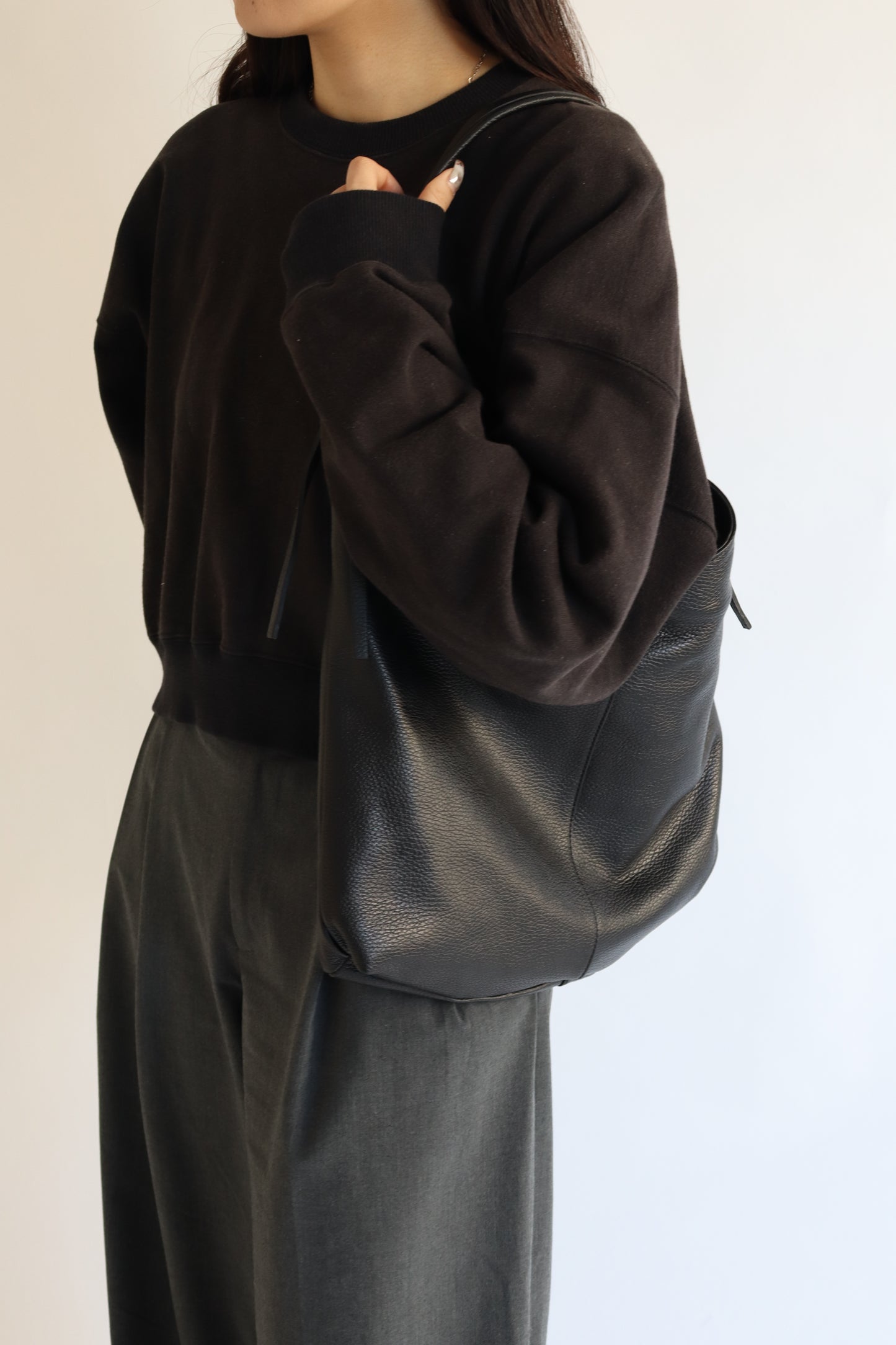 【MILLELA  FIRENZE】 レザーホーボーバッグ