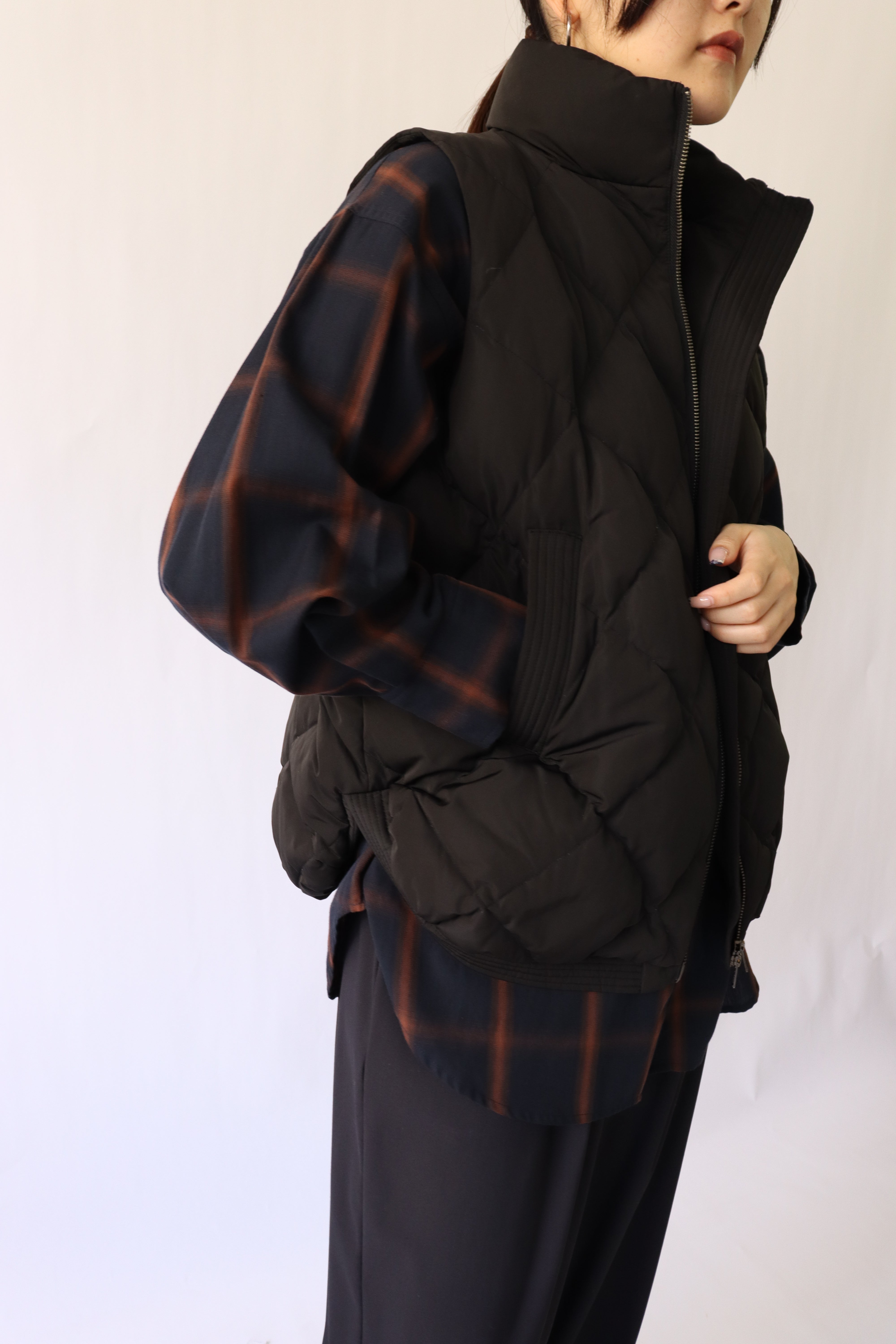 美品URBAN RESEARCH 「ACUTA」ダウンジャケット レディース ACUTA アクータ】ダウン ダウンベスト ステッチダウン 30代