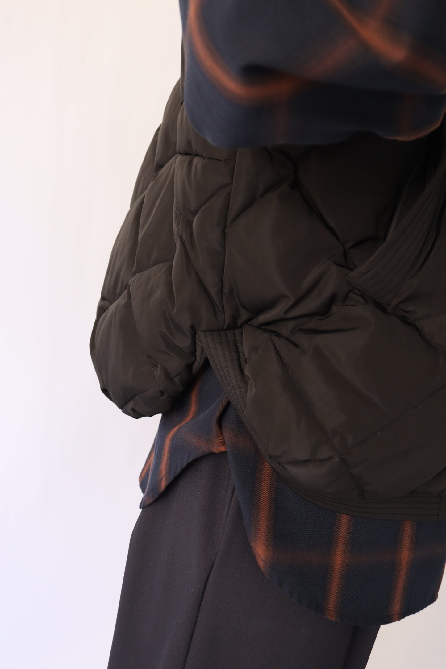 【ACUTA】【PRE ORDER】ダイヤステッチダウンベスト