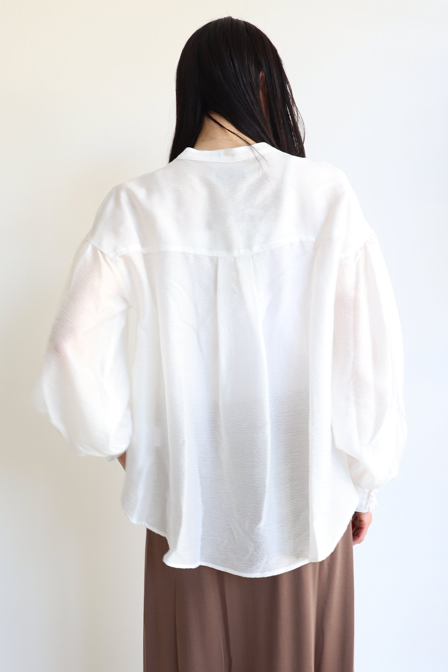 【ACUTA】 シアージャガードタックブラウス