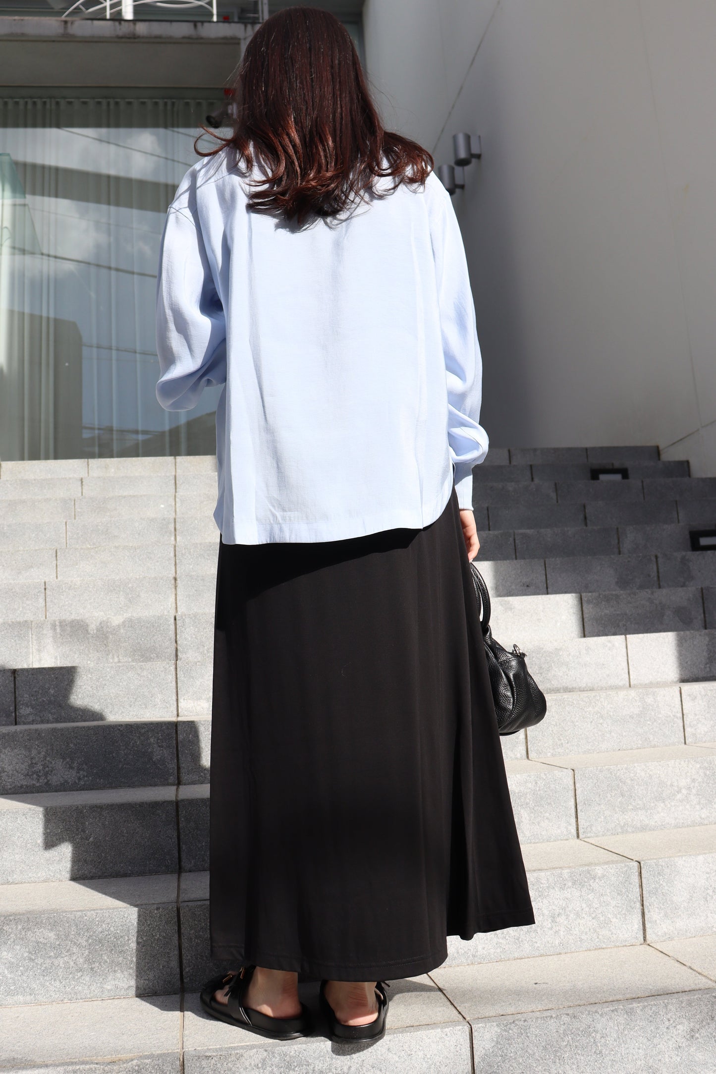 【ACUTA】 ノーカラーブルゾン風シャツ