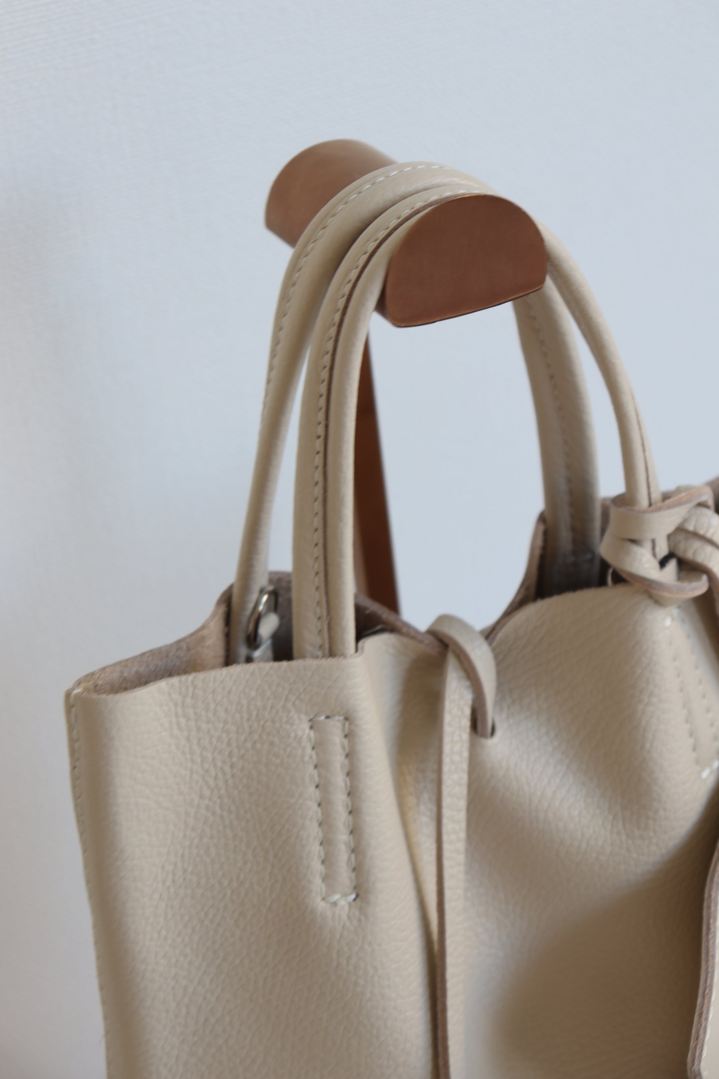 【MILLELA FIRENZE】シュリンクレザーミニトートバッグ