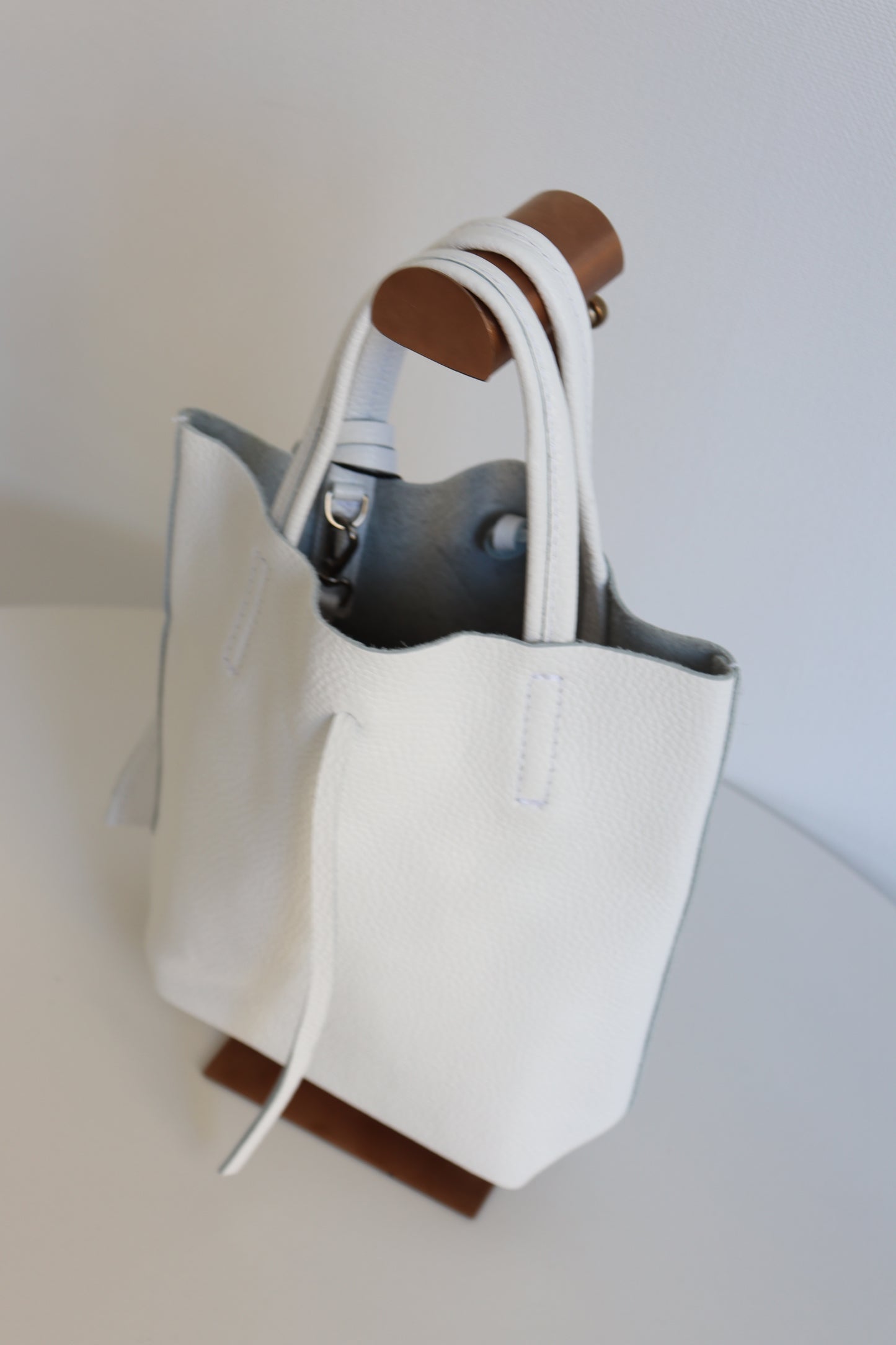 【MILLELA FIRENZE】シュリンクレザーミニトートバッグ