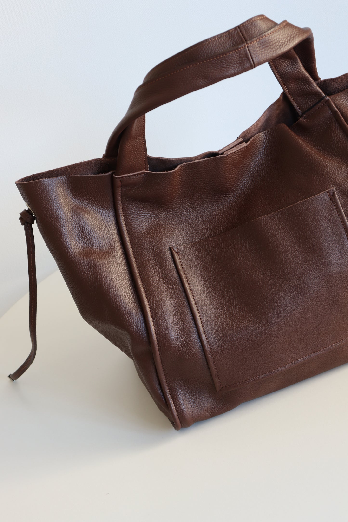 【MILLELA  FIRENZE】 ビッグレザートートバッグ