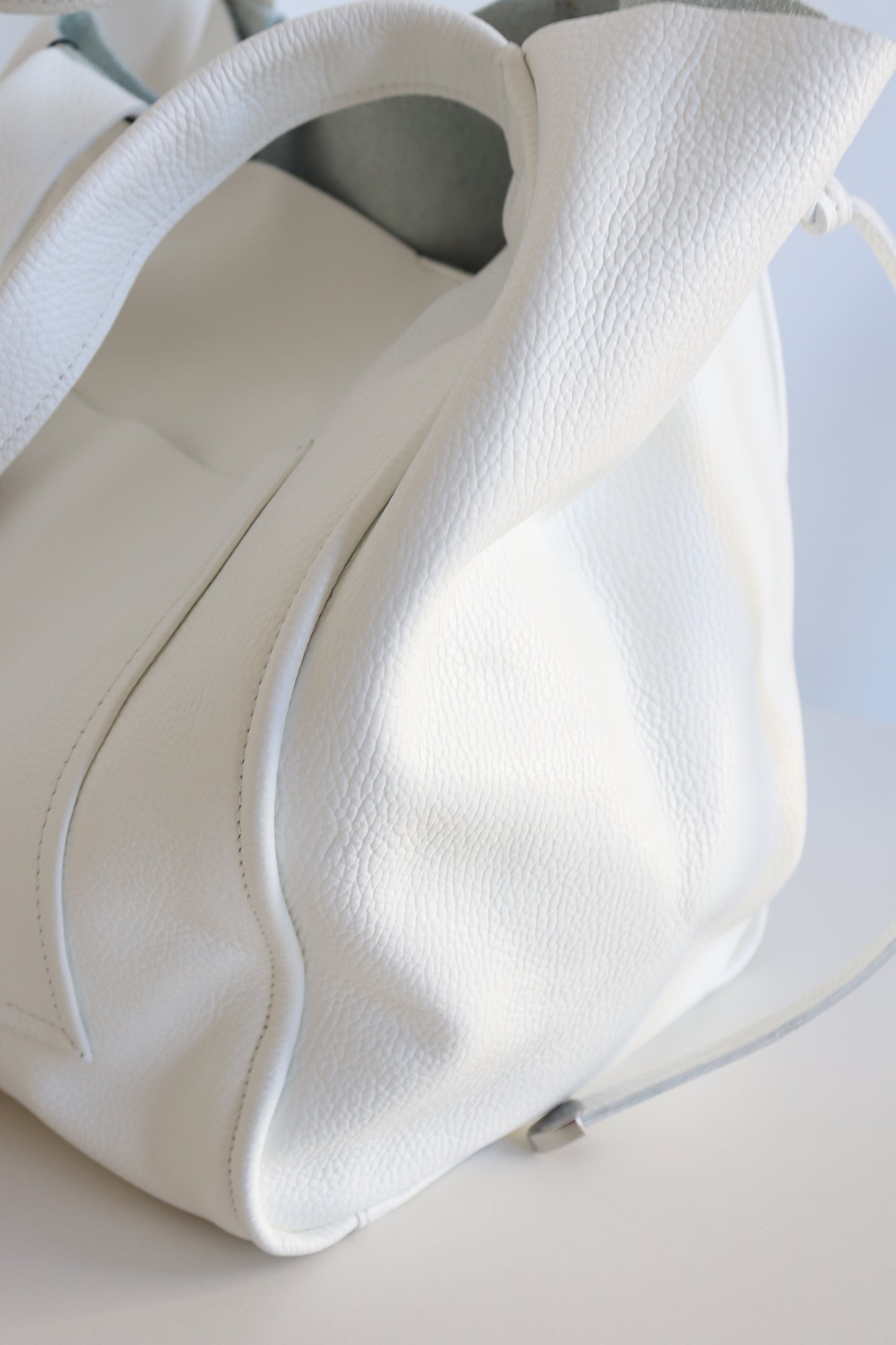 【MILLELA  FIRENZE】 ビッグレザートートバッグ