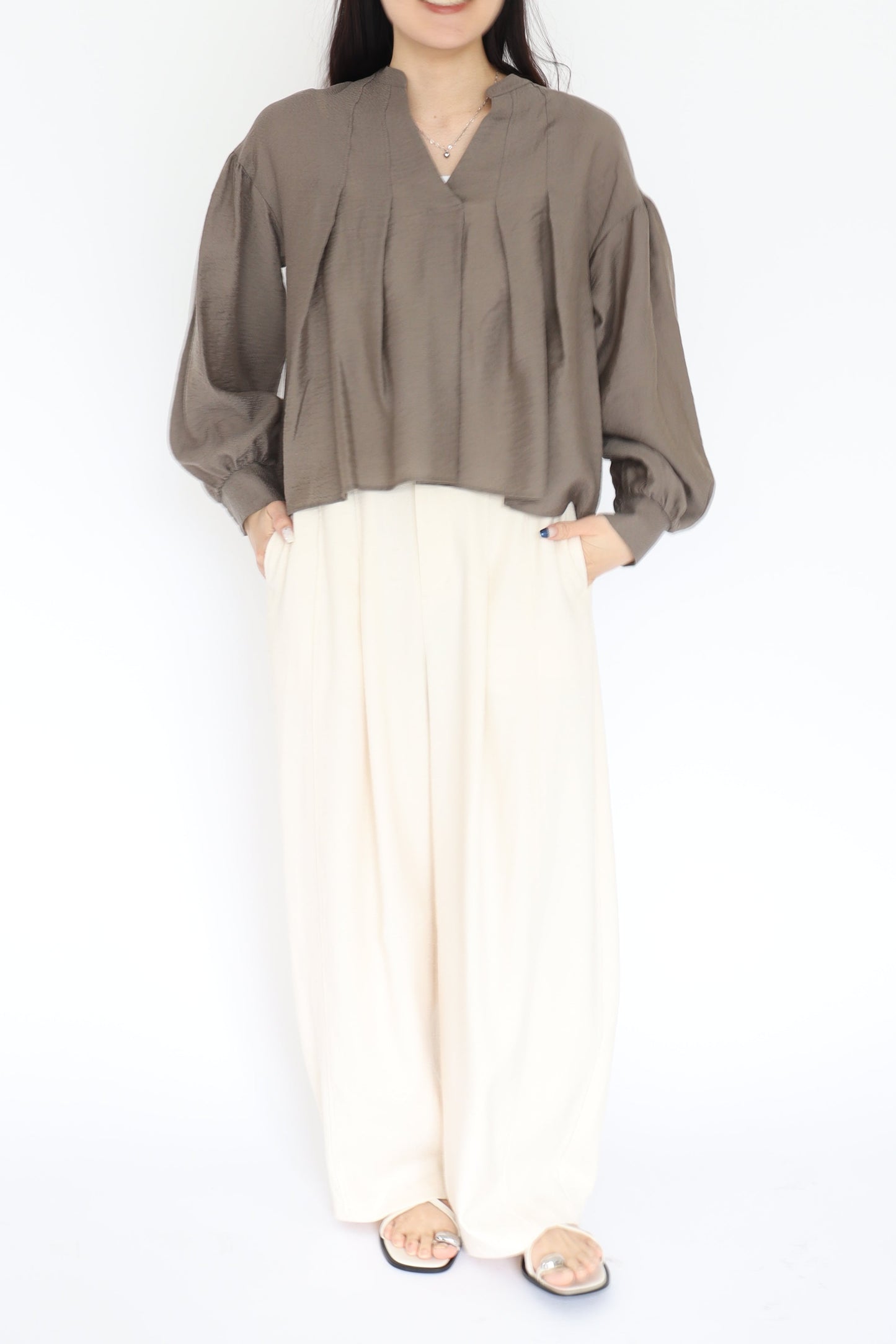 【ACUTA】 シアージャガードタックブラウス