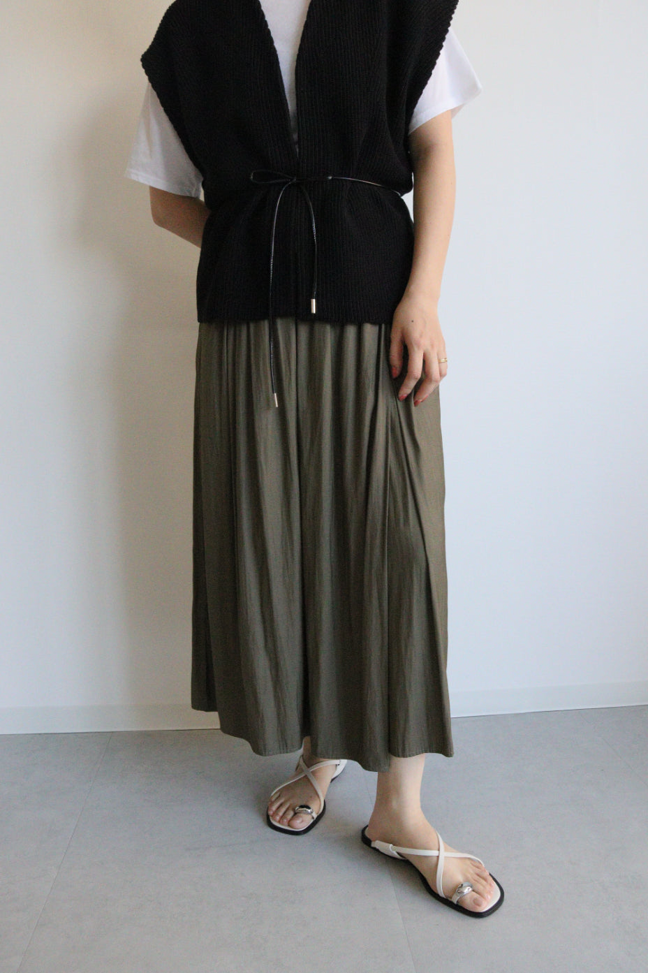 【ACUTA】【再入荷】割繊サテンラップパンツ