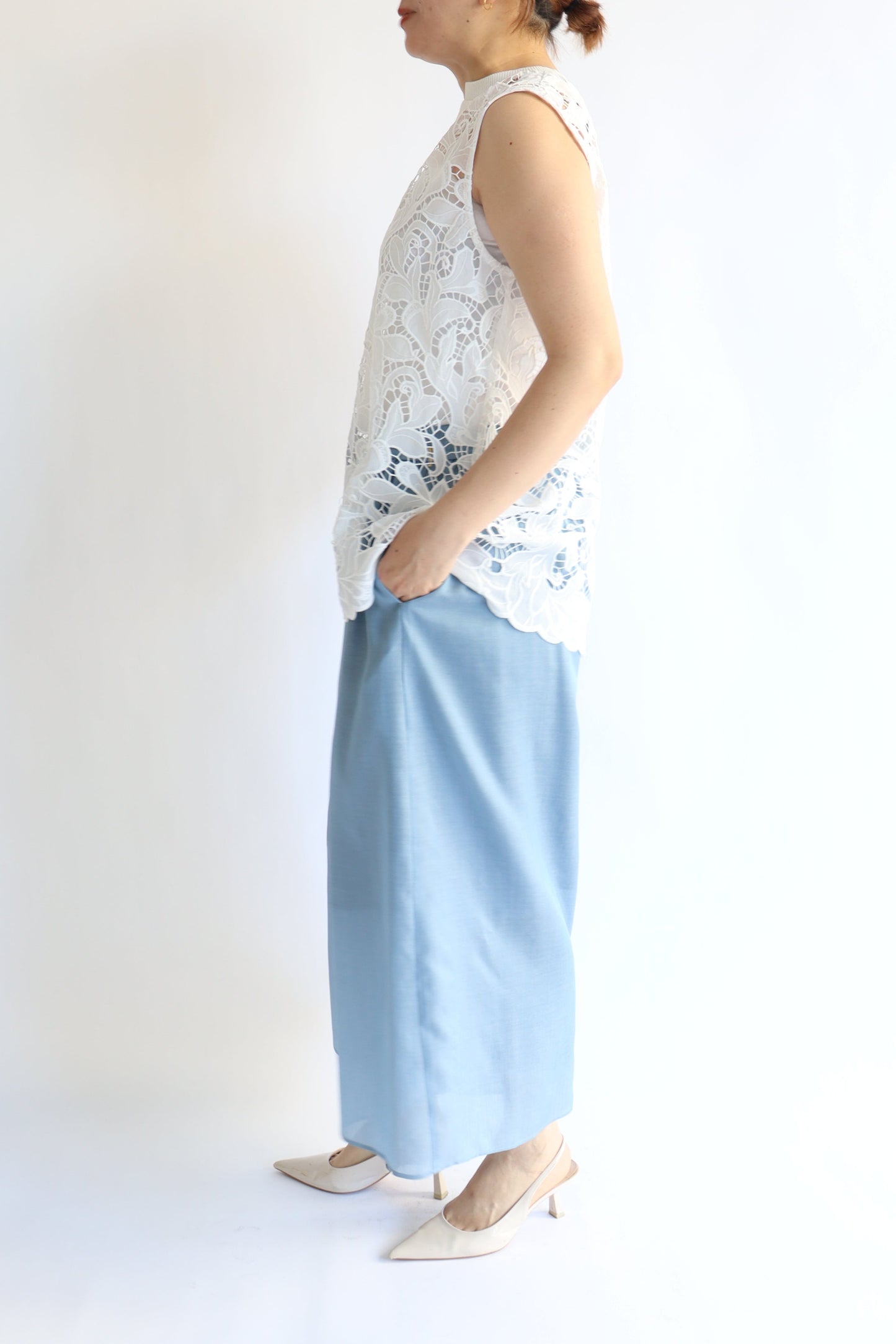 【ACUTA】カットワークレースベスト