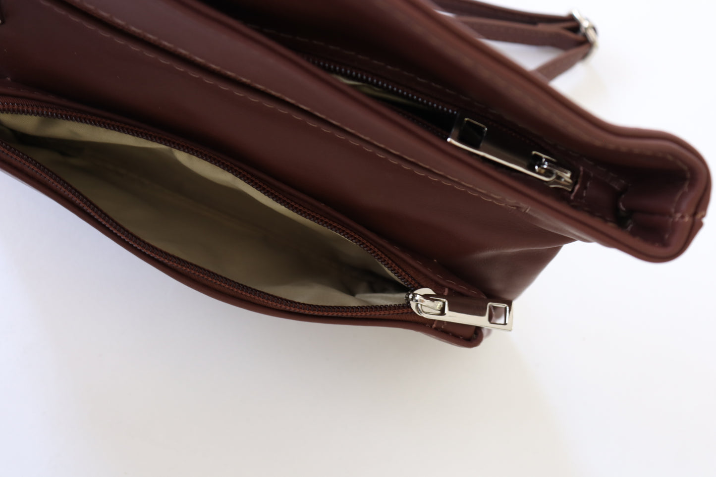 【MILLELA  FIRENZE】2WAYクラッチバッグ