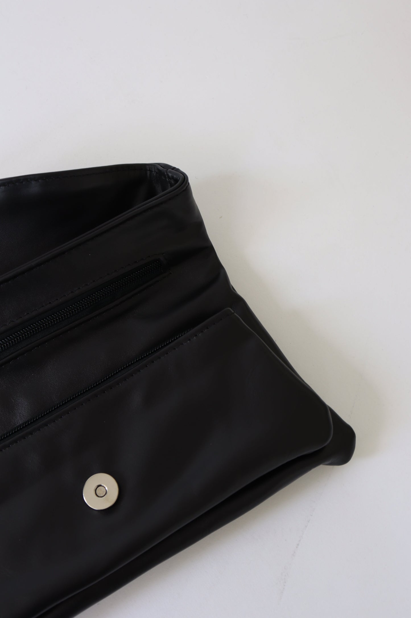 【MILLELA  FIRENZE】2WAYクラッチバッグ