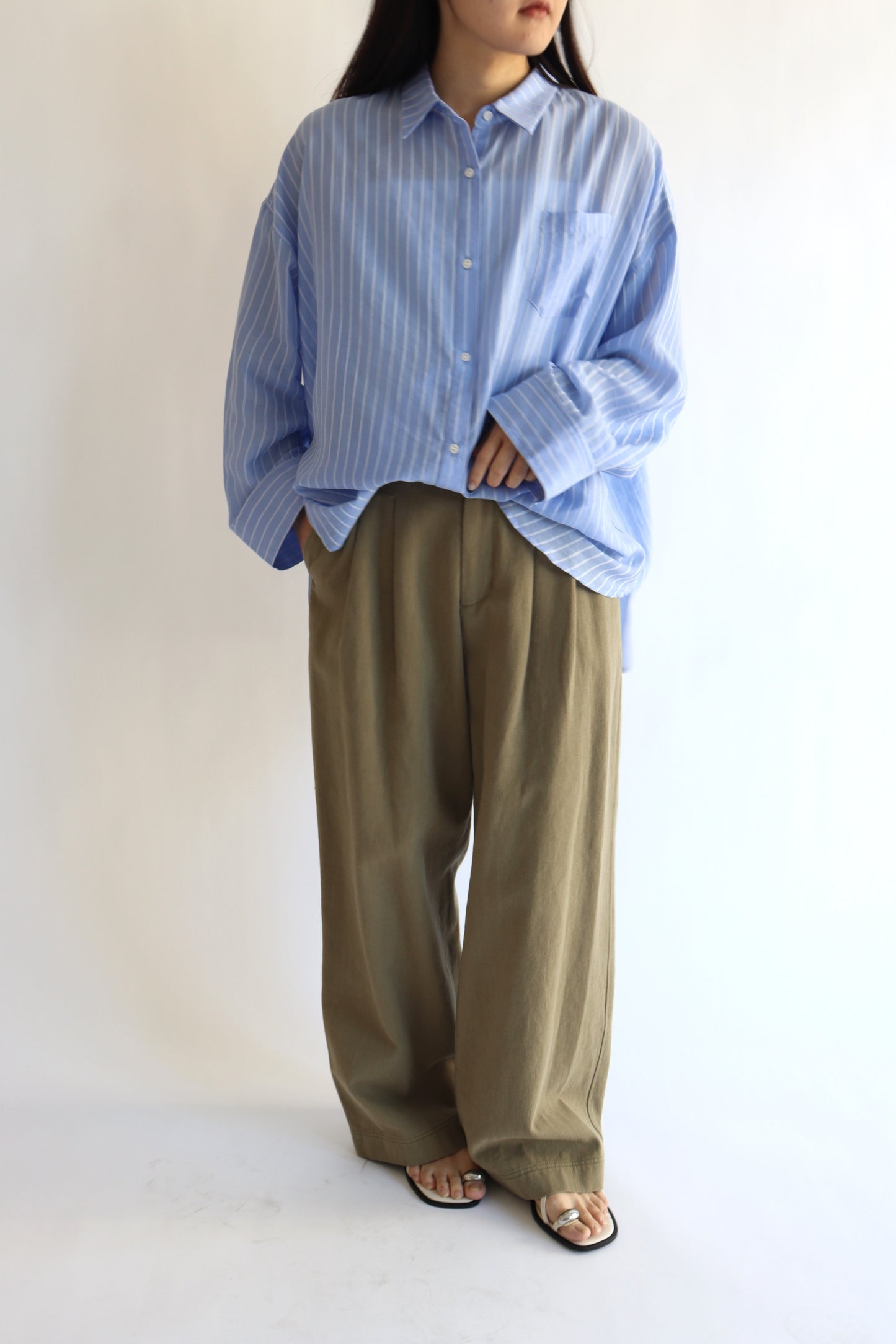 【ACUTA】【再入荷】シアーストライプマルチWAYシャツ