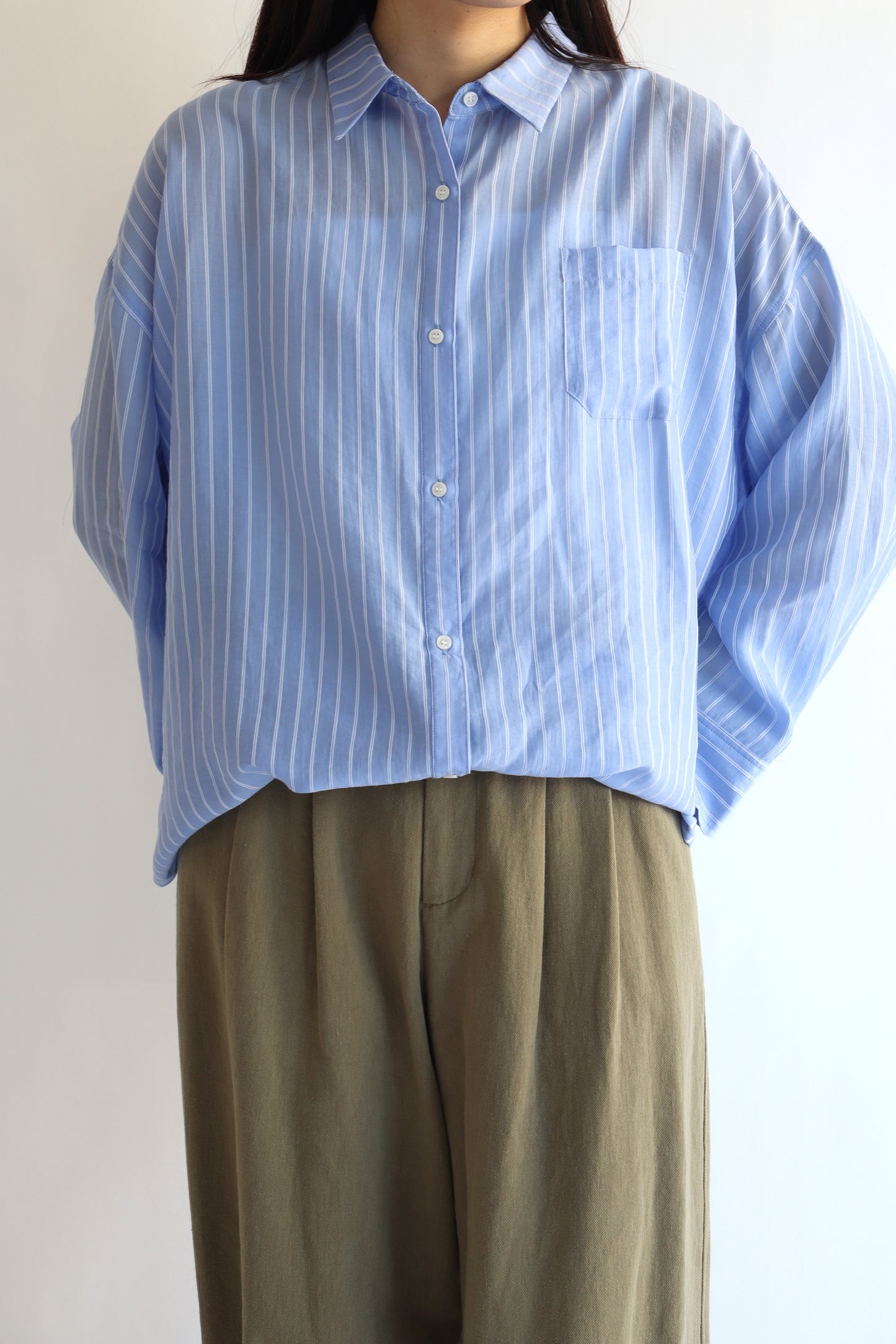 【ACUTA】【再入荷】シアーストライプマルチWAYシャツ